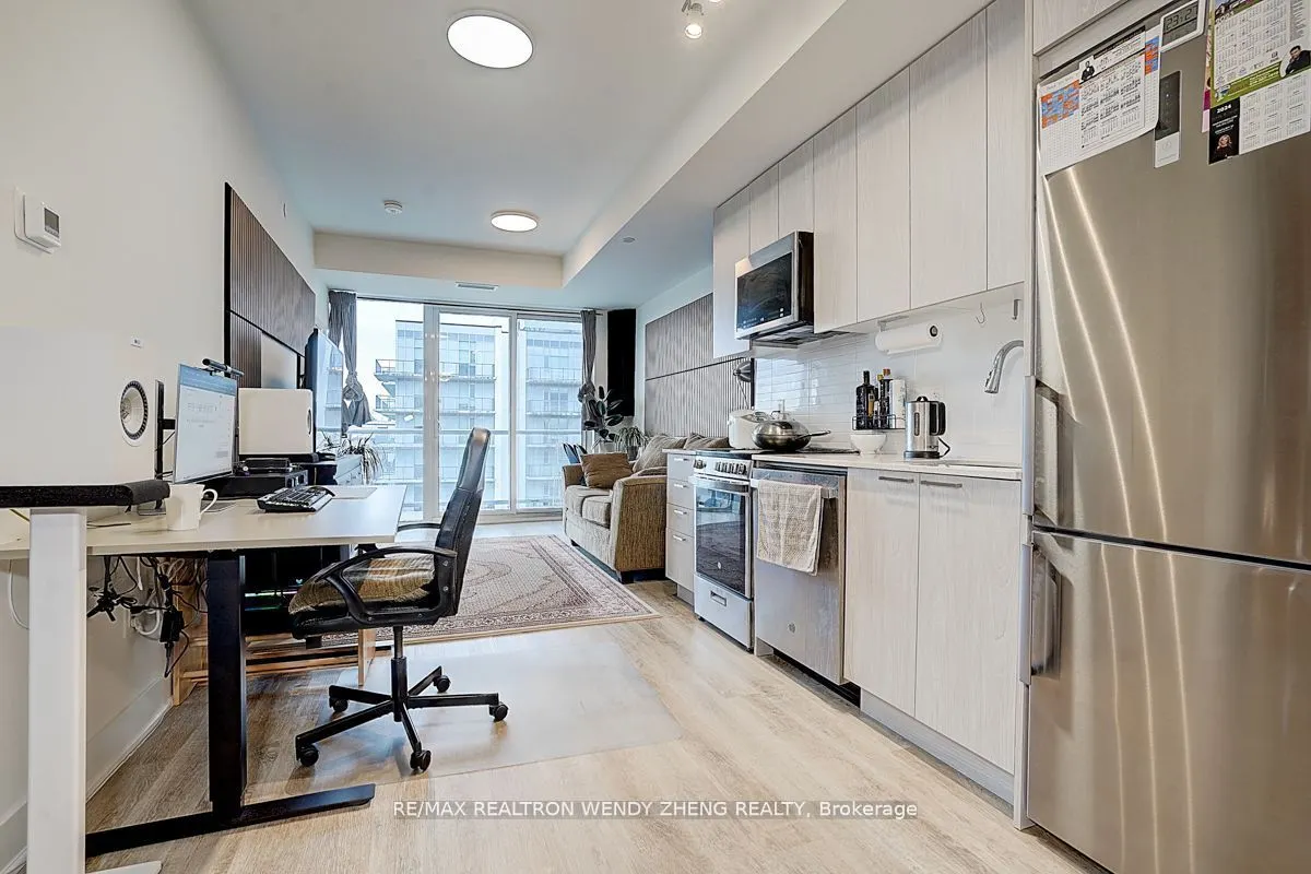 185 Deerfield Road, #1201