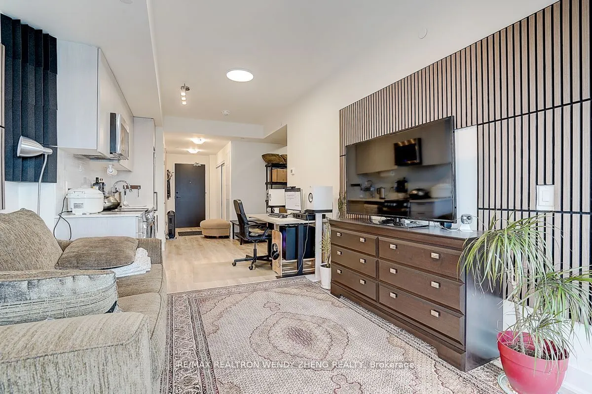 185 Deerfield Road, #1201