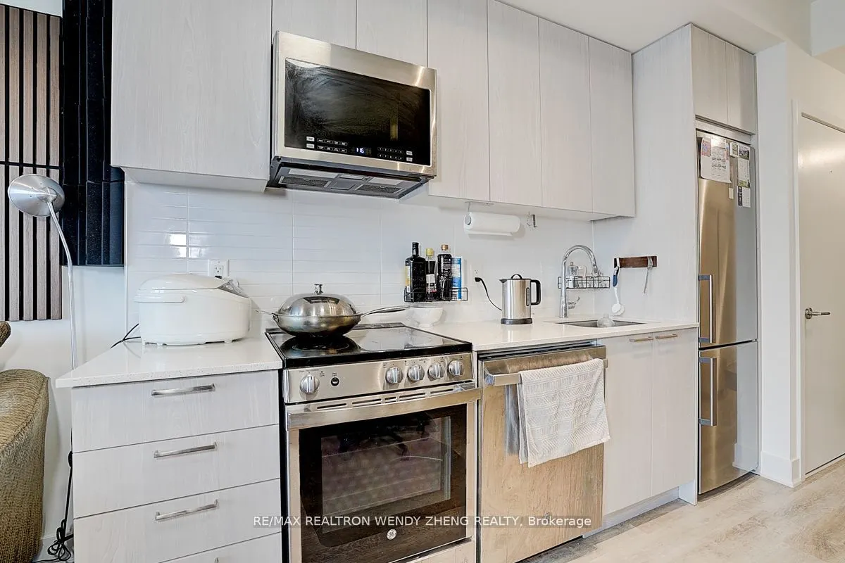 185 Deerfield Road, #1201