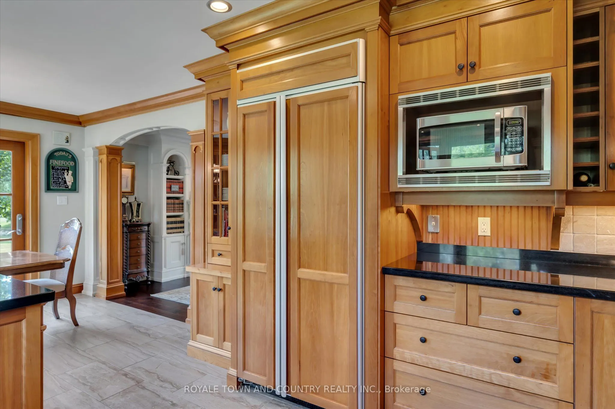 5427 RAVENSHOE Road