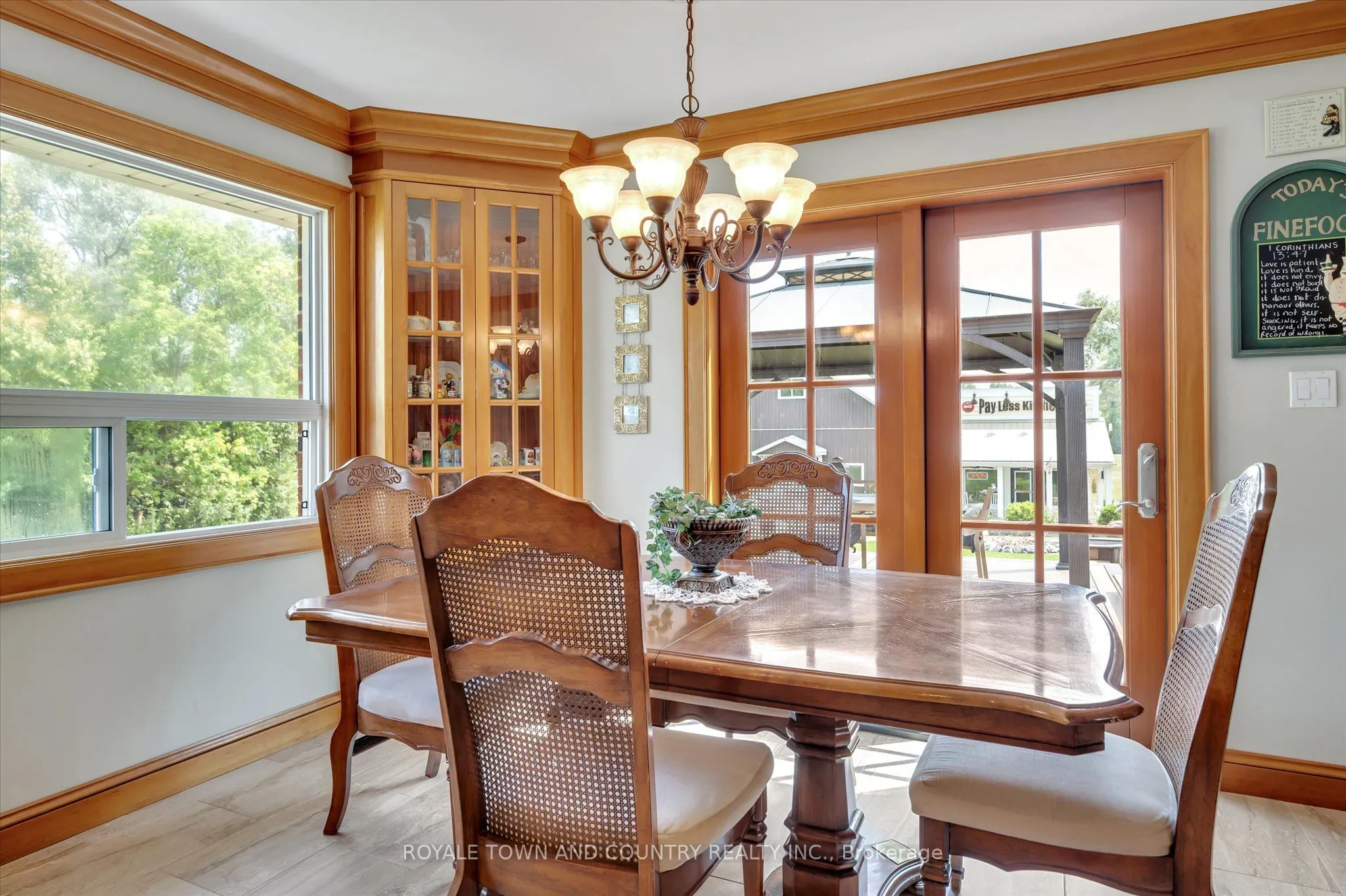 5427 RAVENSHOE Road