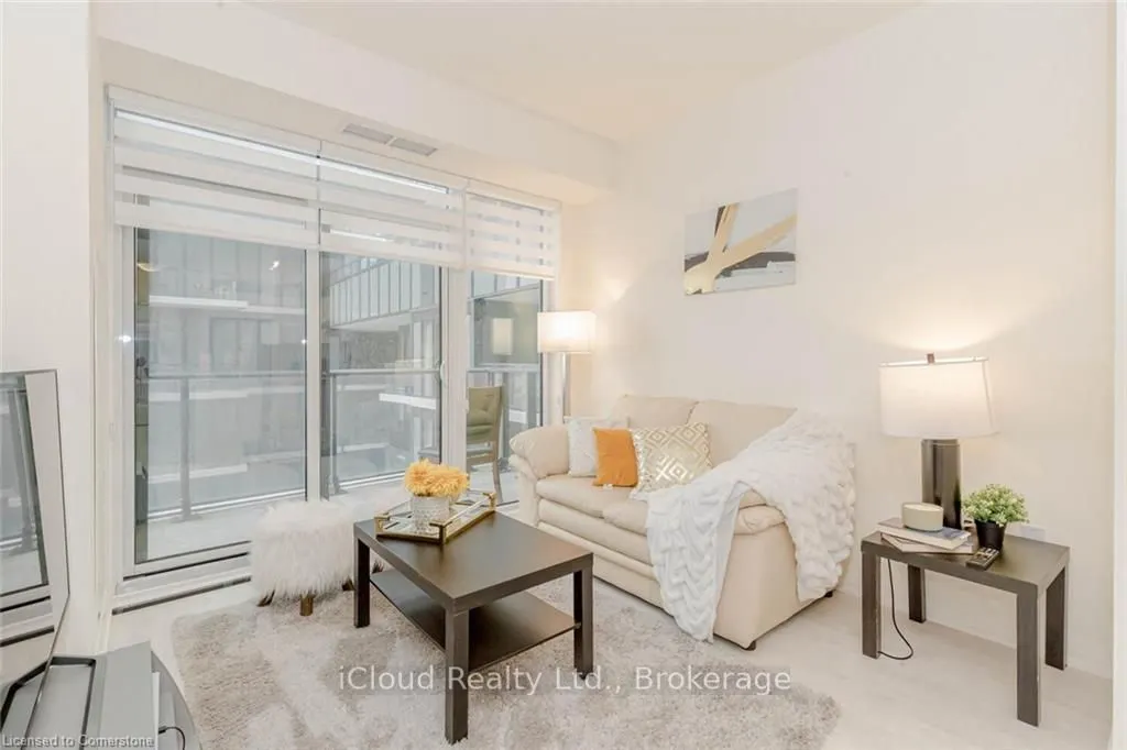9000 Jane Street, #606