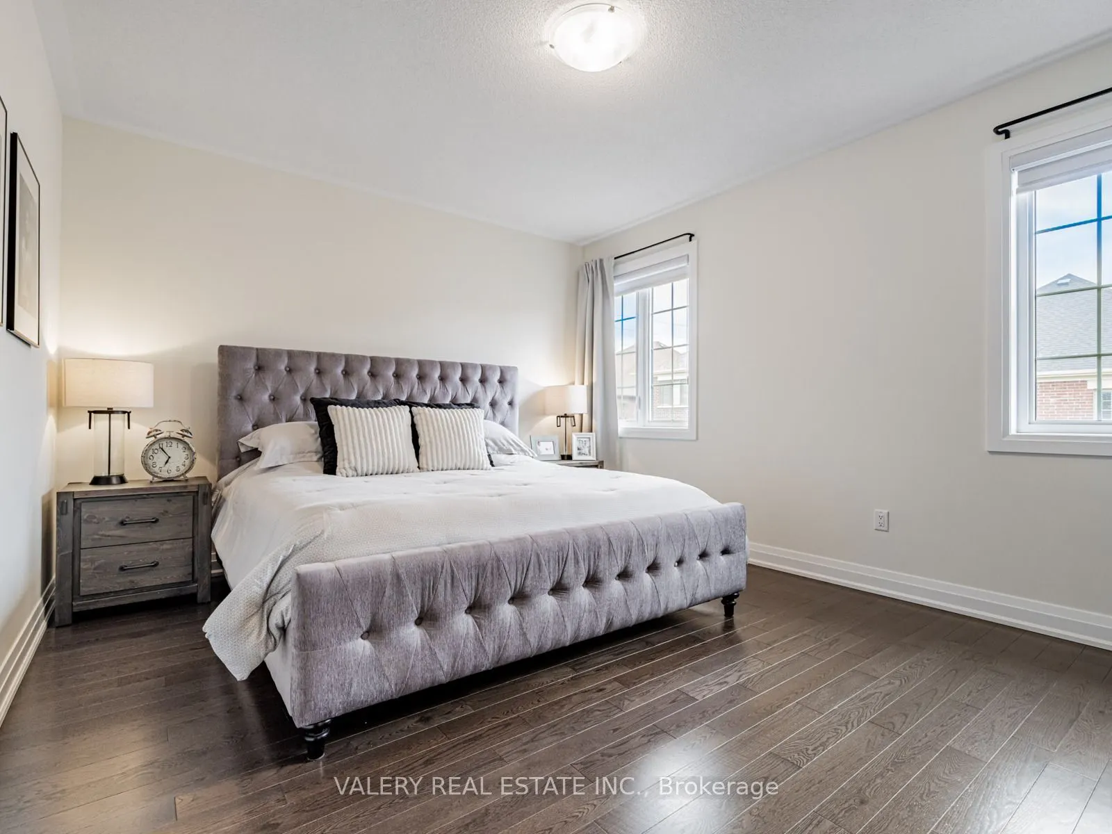 41 Chorus Crescent