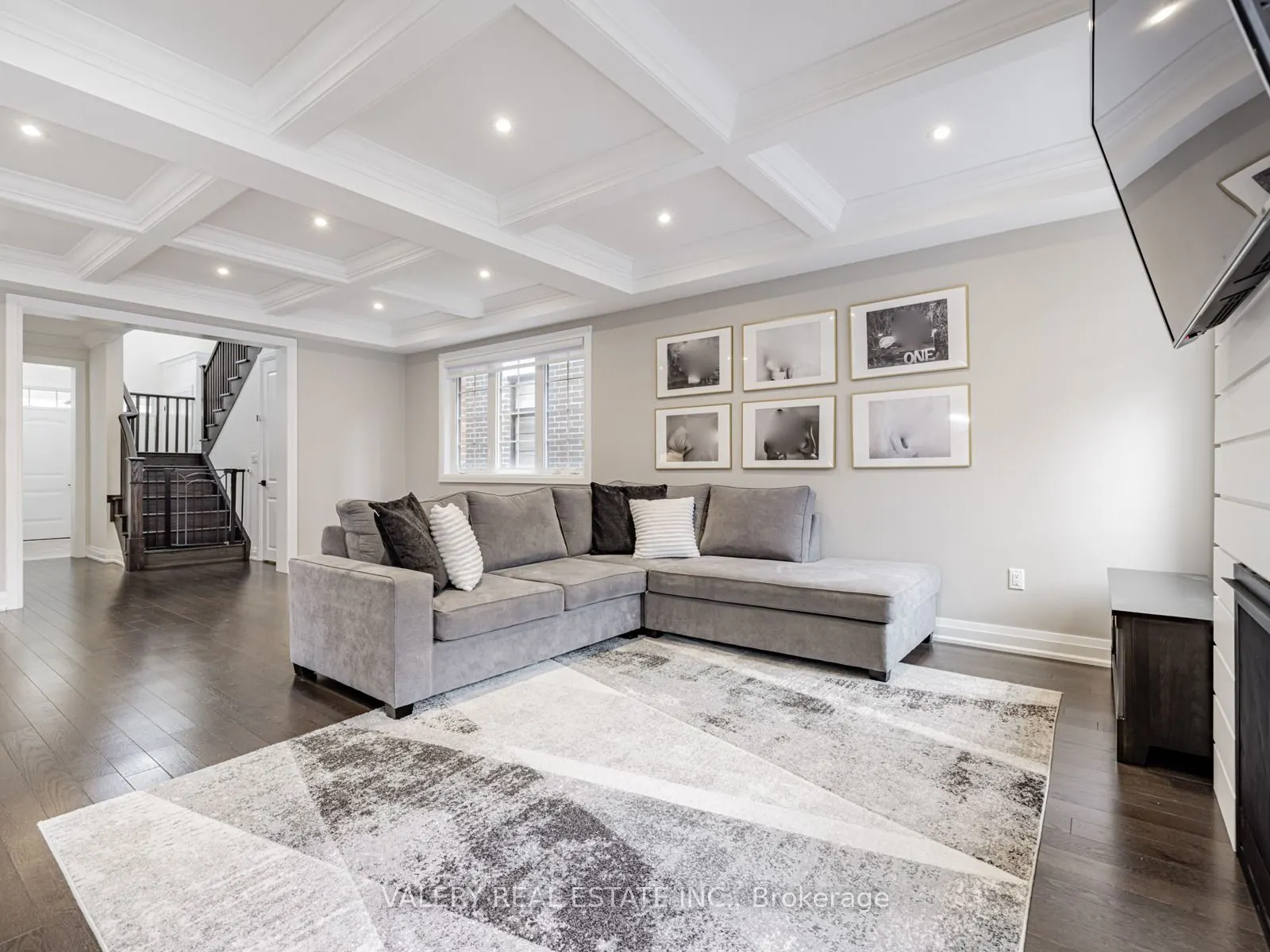 41 Chorus Crescent