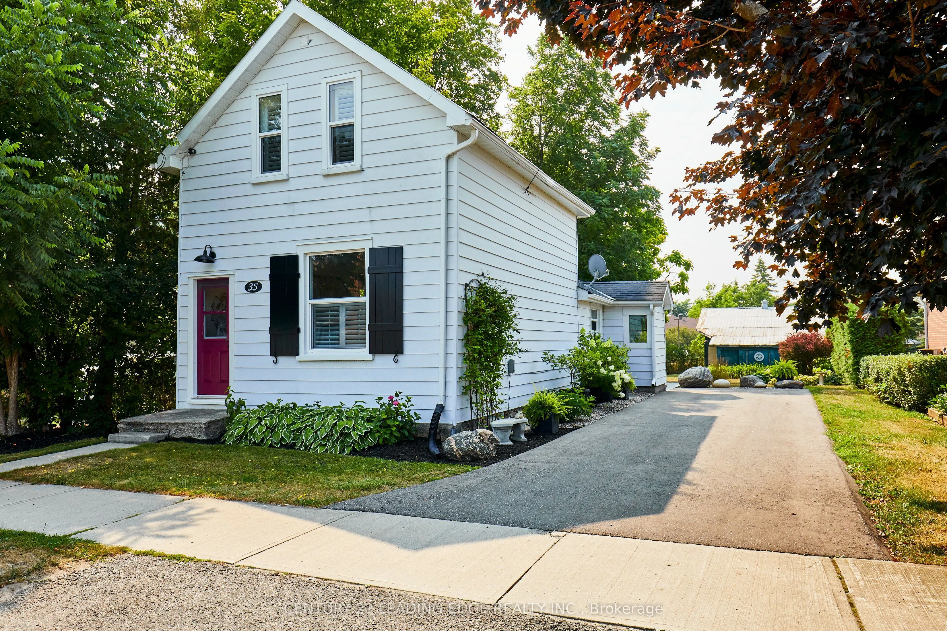 35 Jones Street