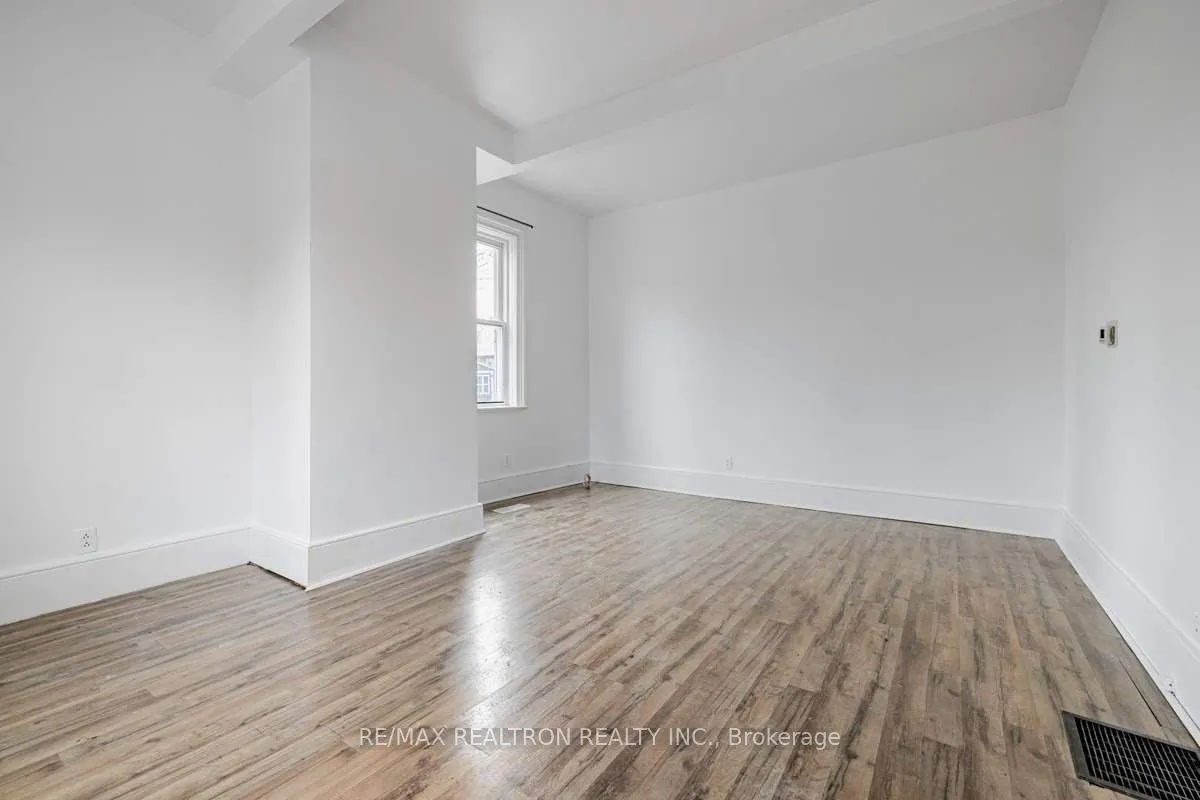 14 John Street, #Front