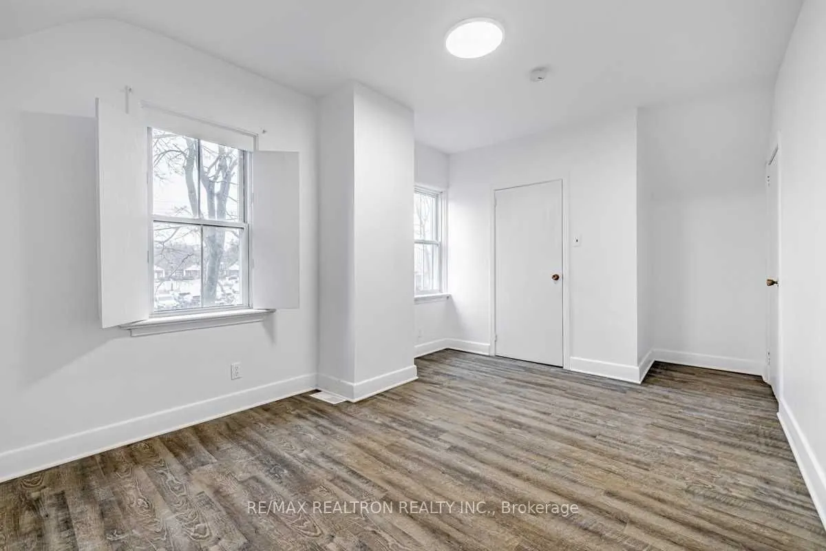 14 John Street, #Front