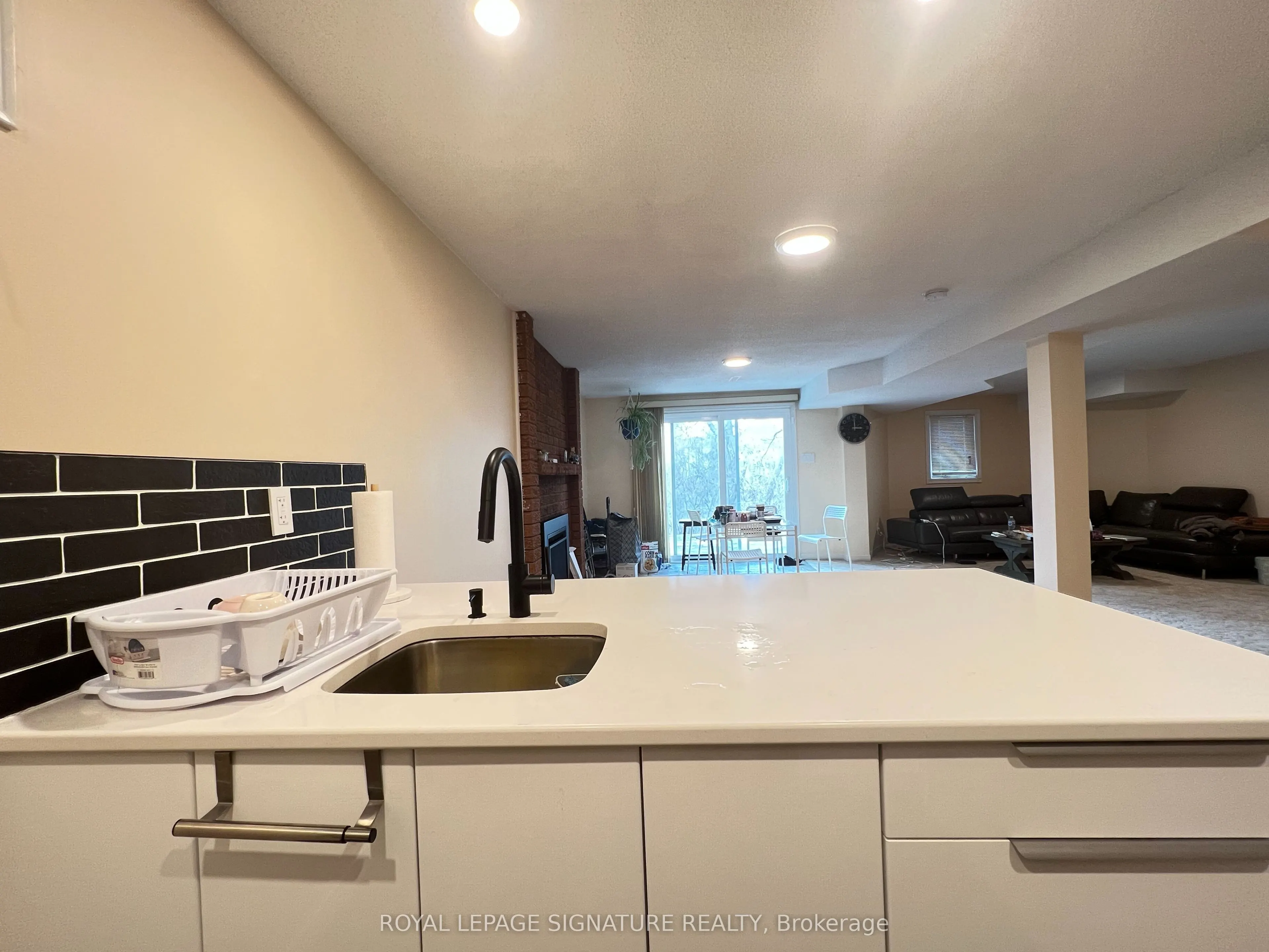 12 Tanglewood Trail, #Bsmt