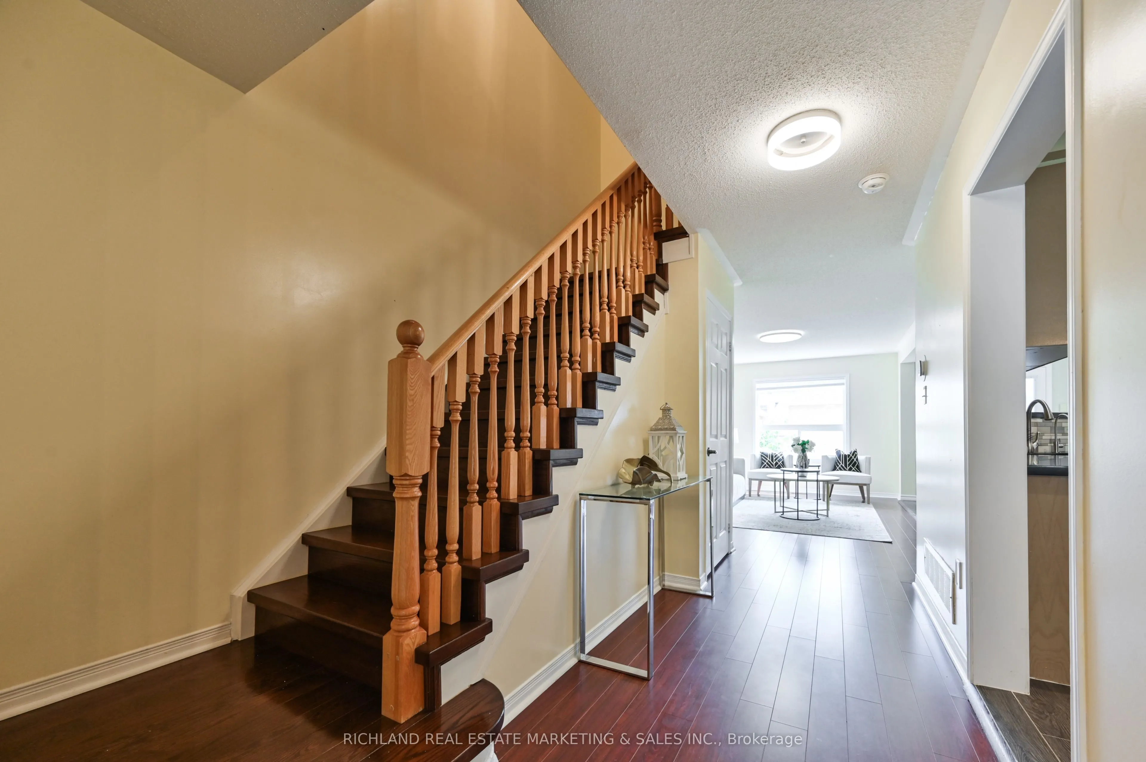 647 South Unionville Avenue