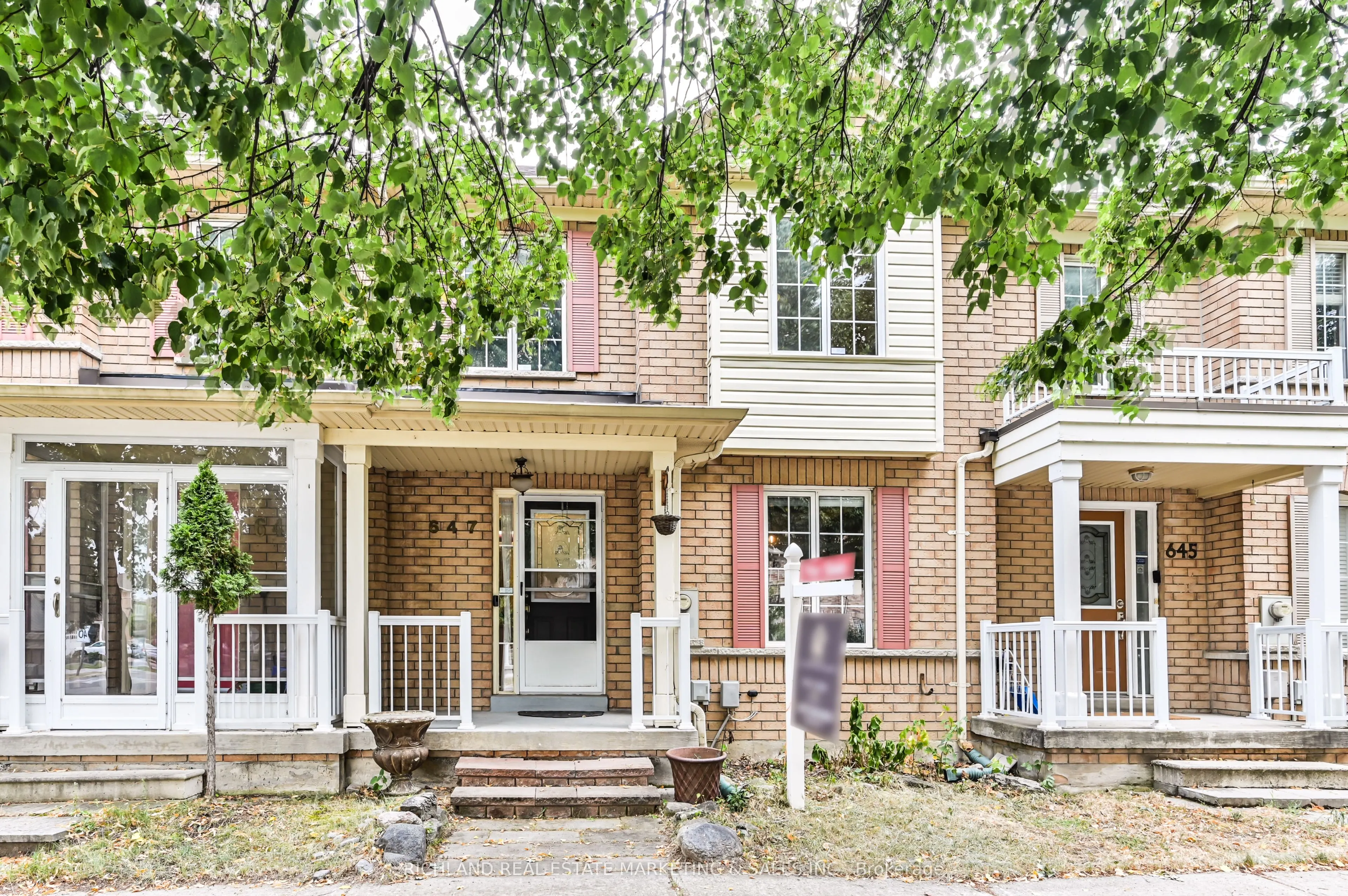 647 South Unionville Avenue