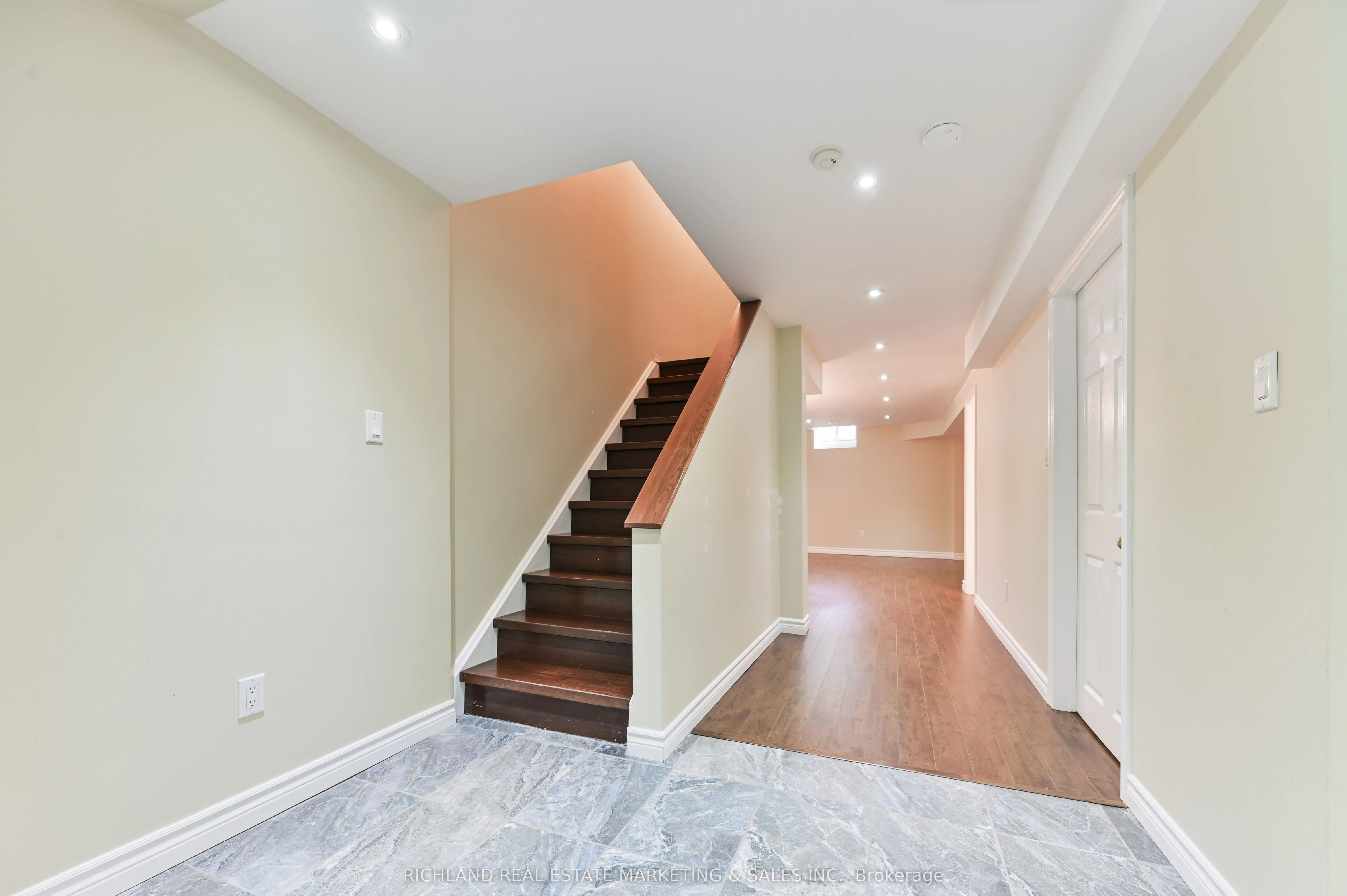 647 South Unionville Avenue