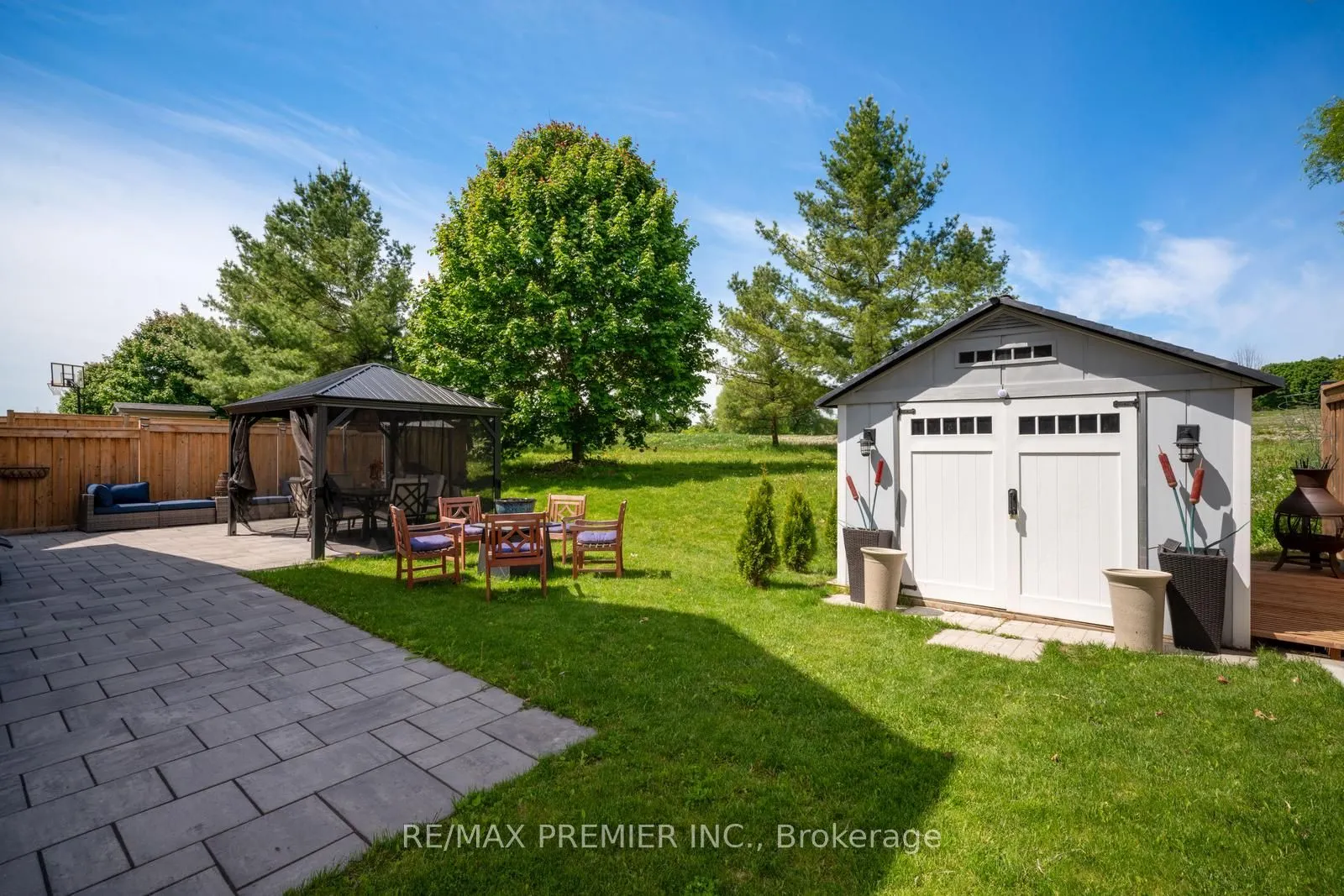 68 Inverness Way