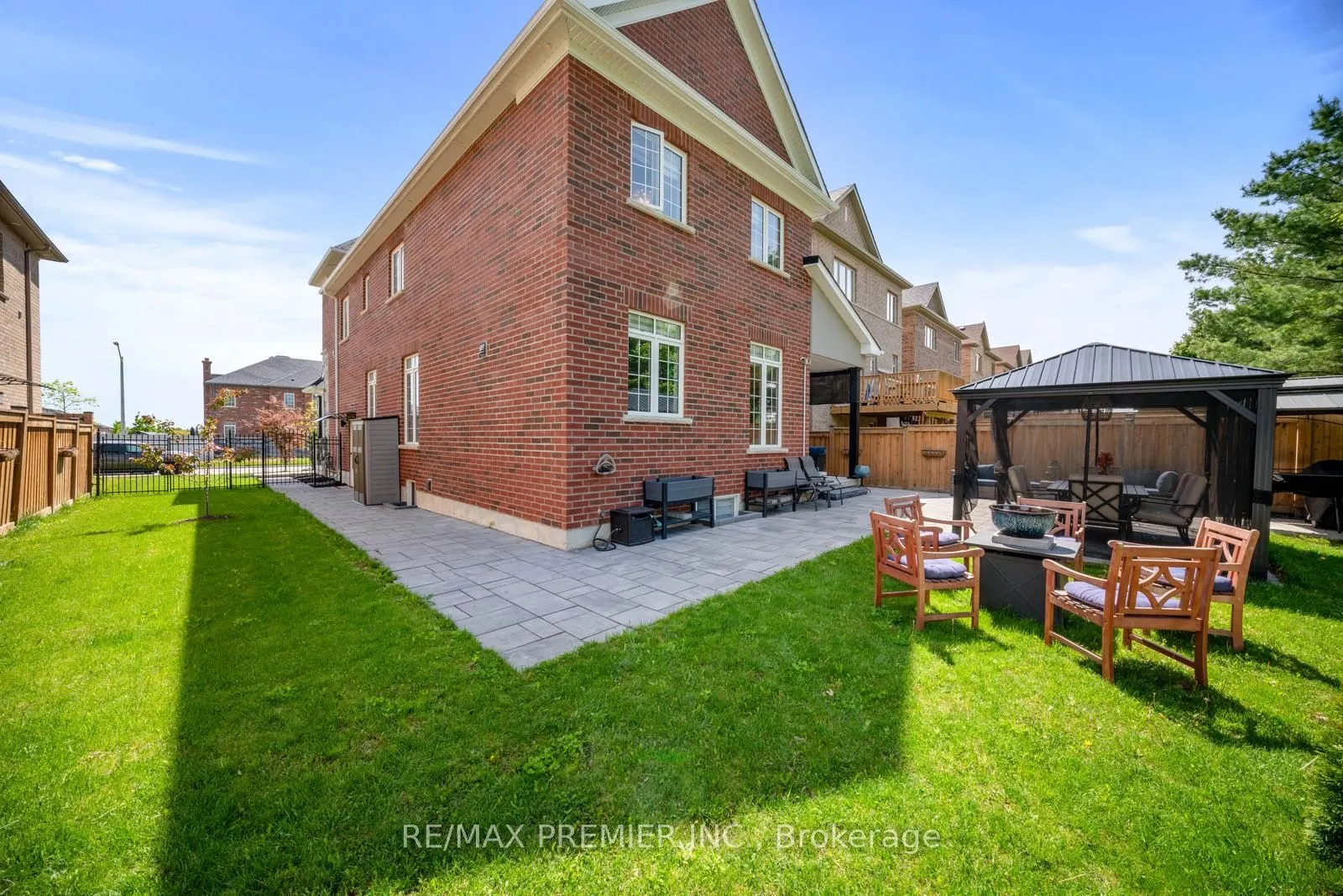 68 Inverness Way