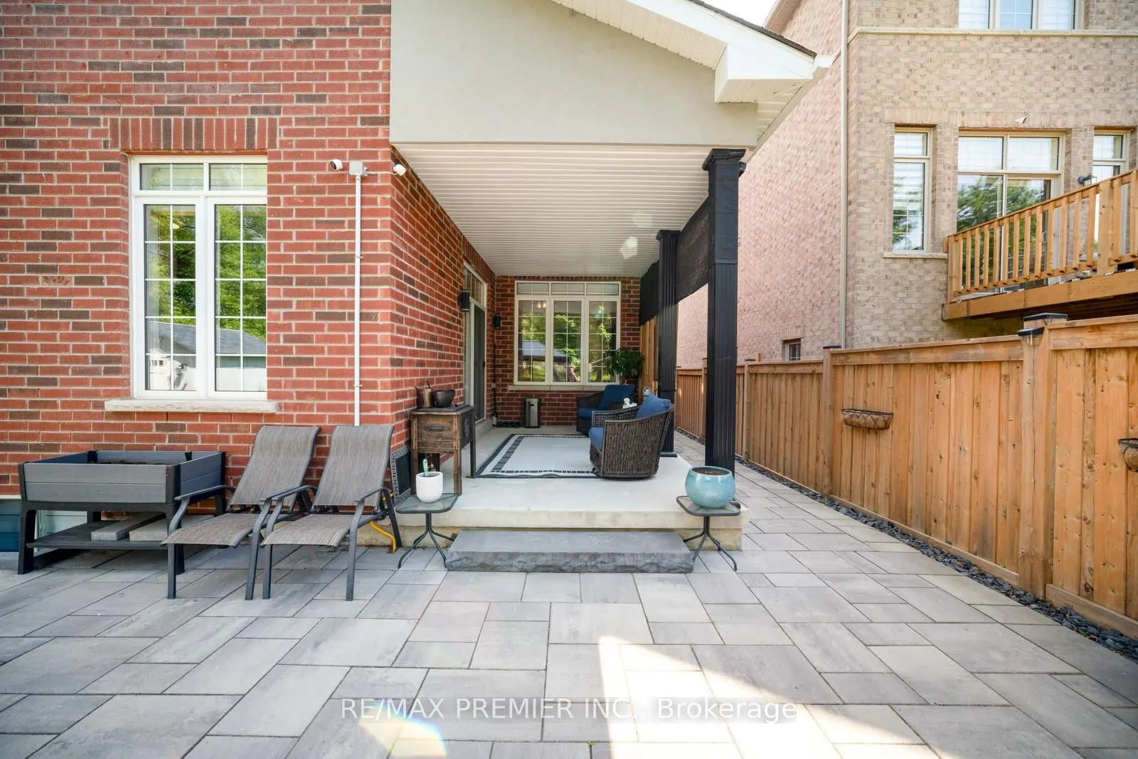 68 Inverness Way