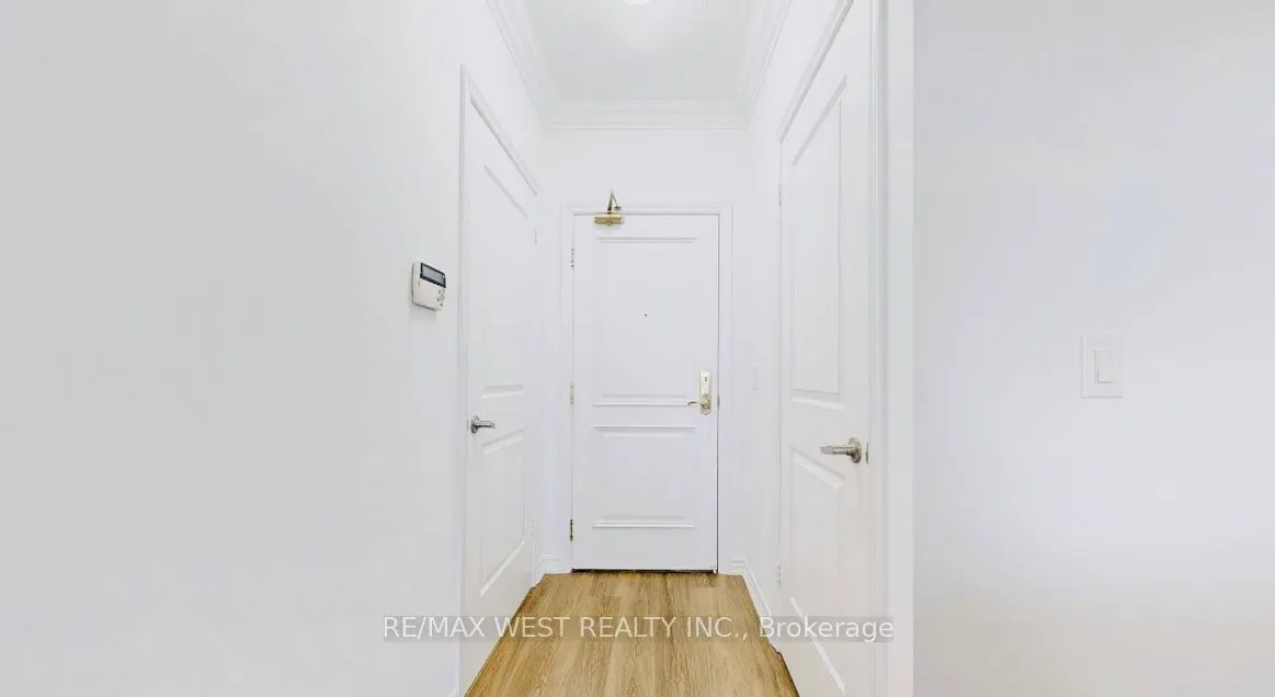9235 Jane Street, #1404
