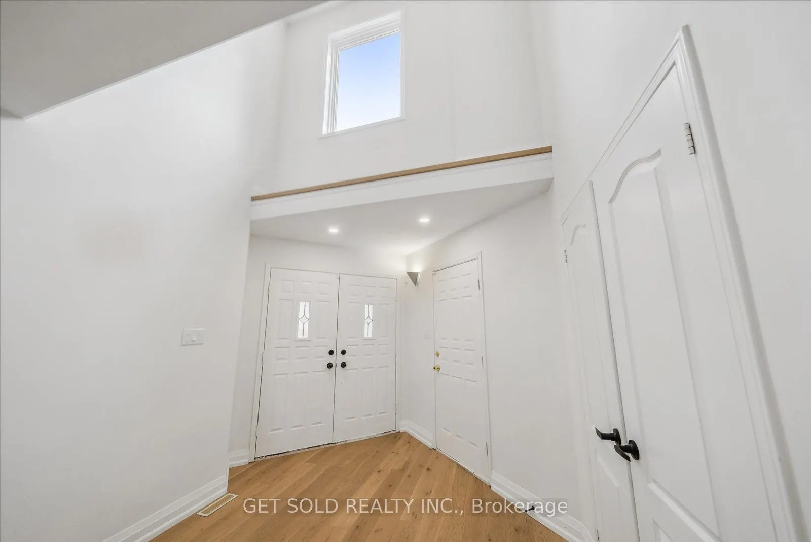 27 Edenbridge Drive