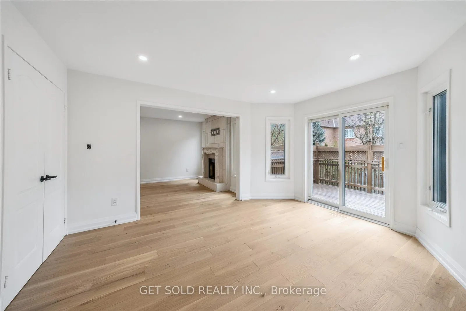 27 Edenbridge Drive