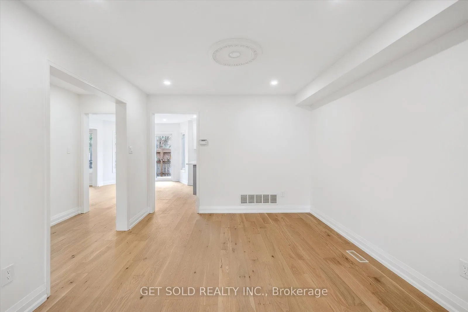 27 Edenbridge Drive