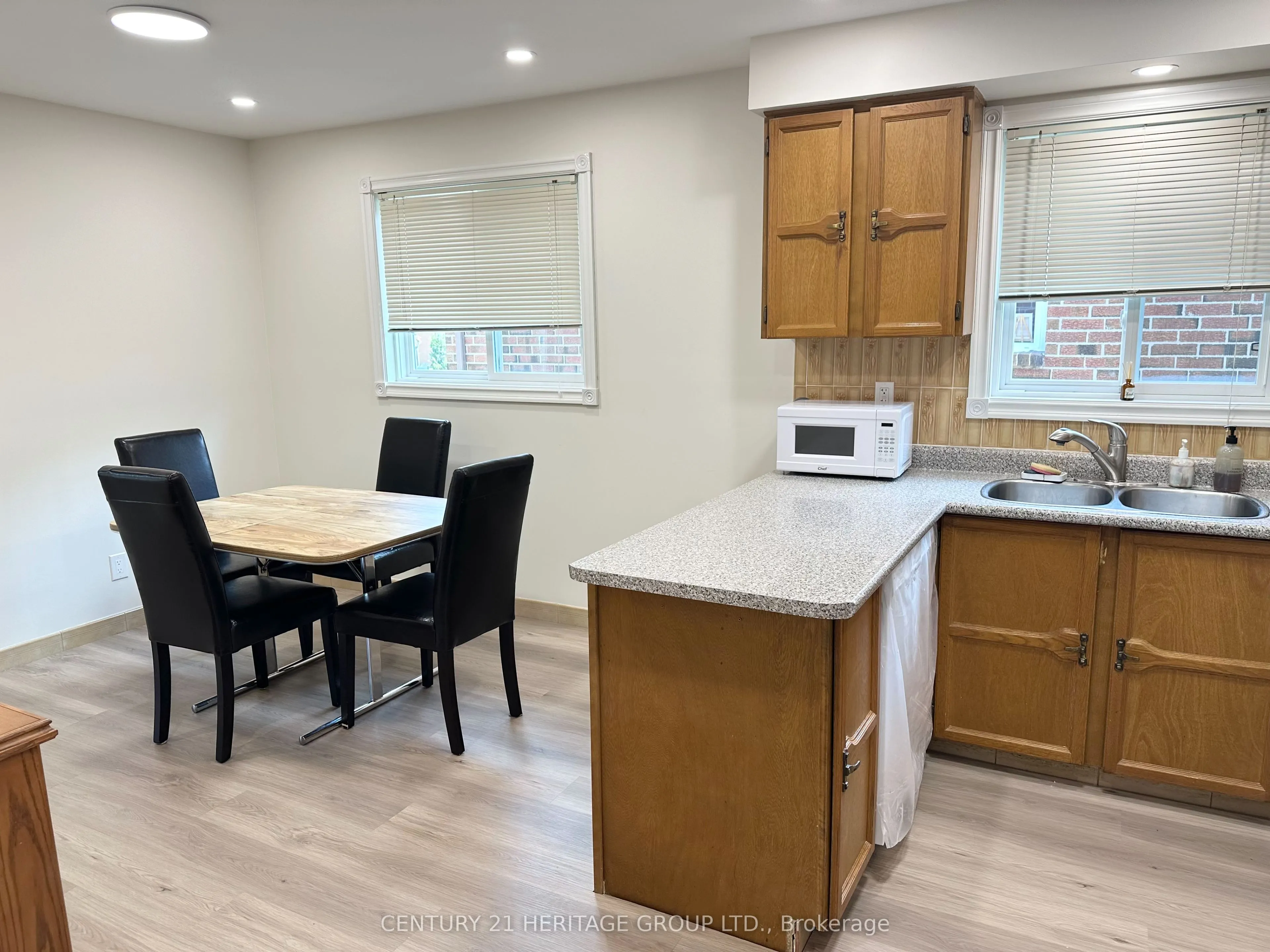 123 Glen Shields Avenue, #Upper