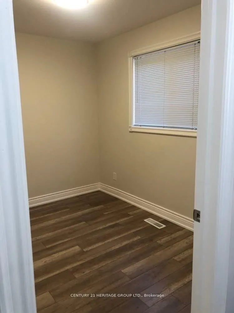 123 Glen Shields Avenue, #Main