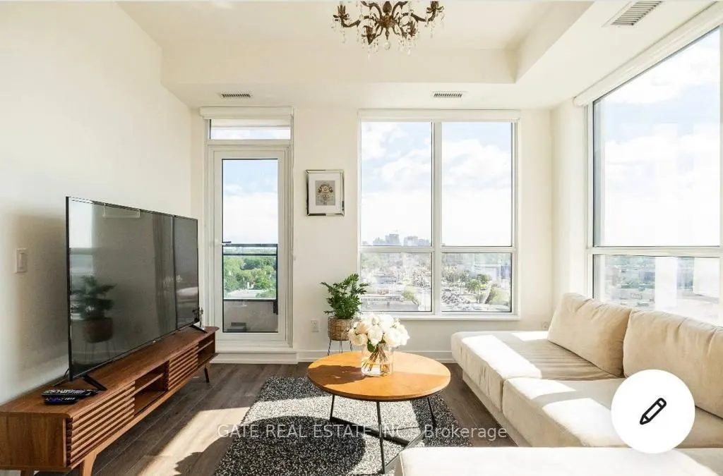 1 Grandview Avenue, #912