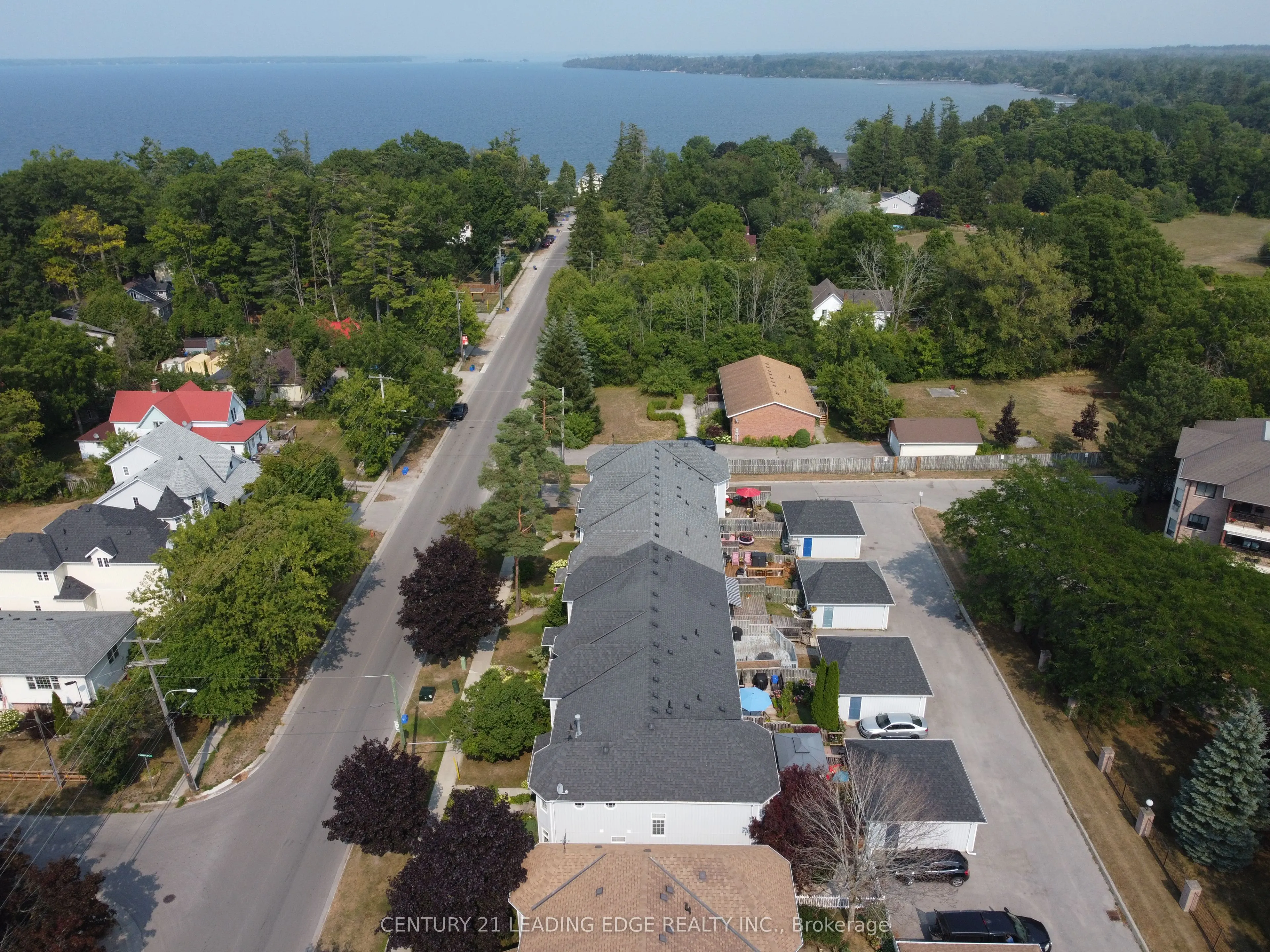977 Lake Drive E