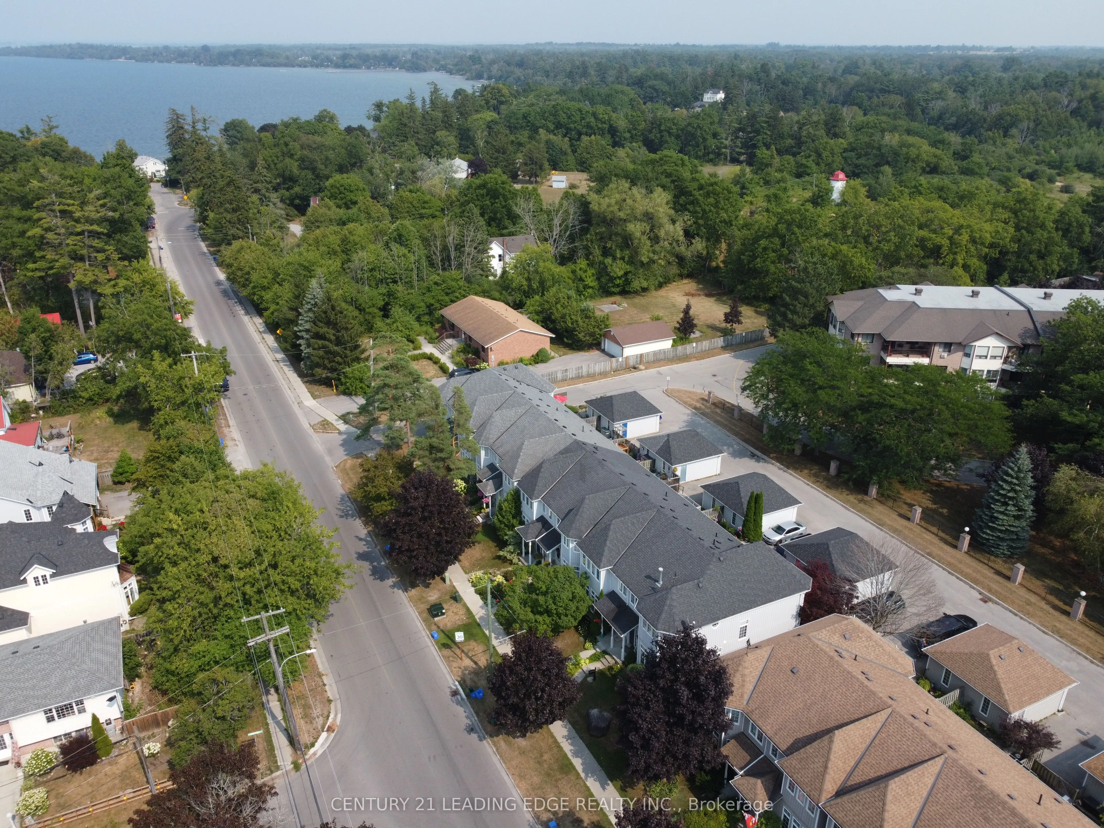 977 Lake Drive E