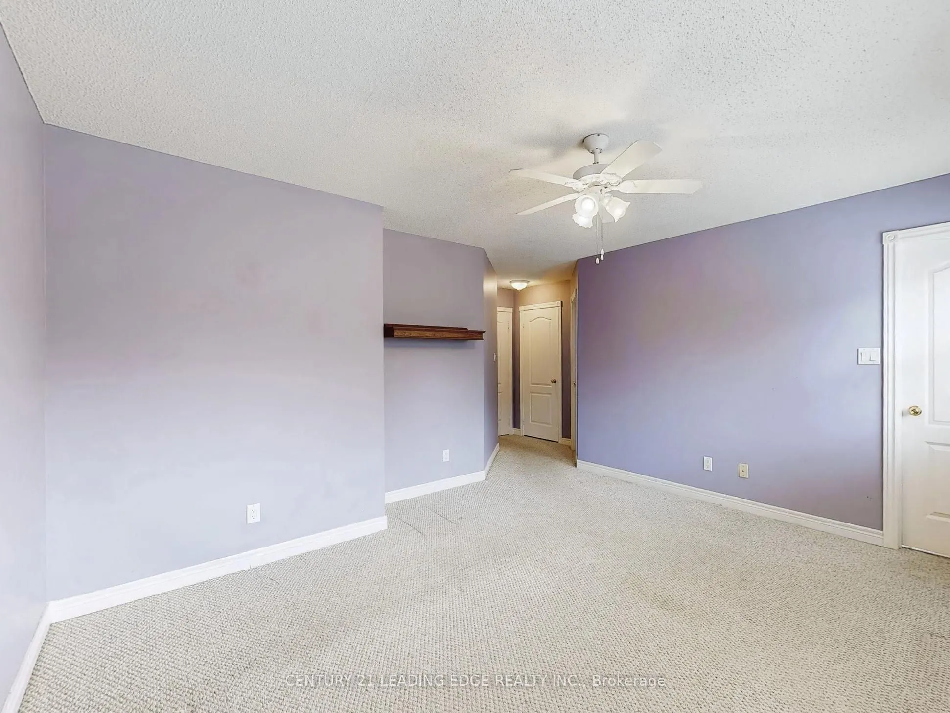 977 Lake Drive E