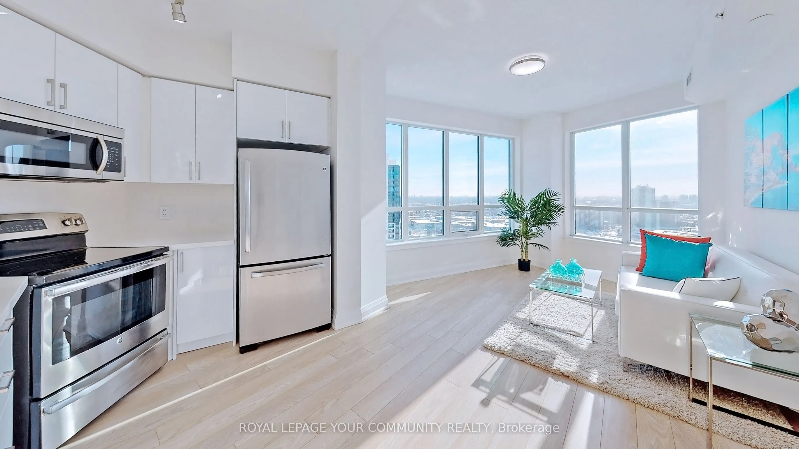 7161 Yonge Street, #2426