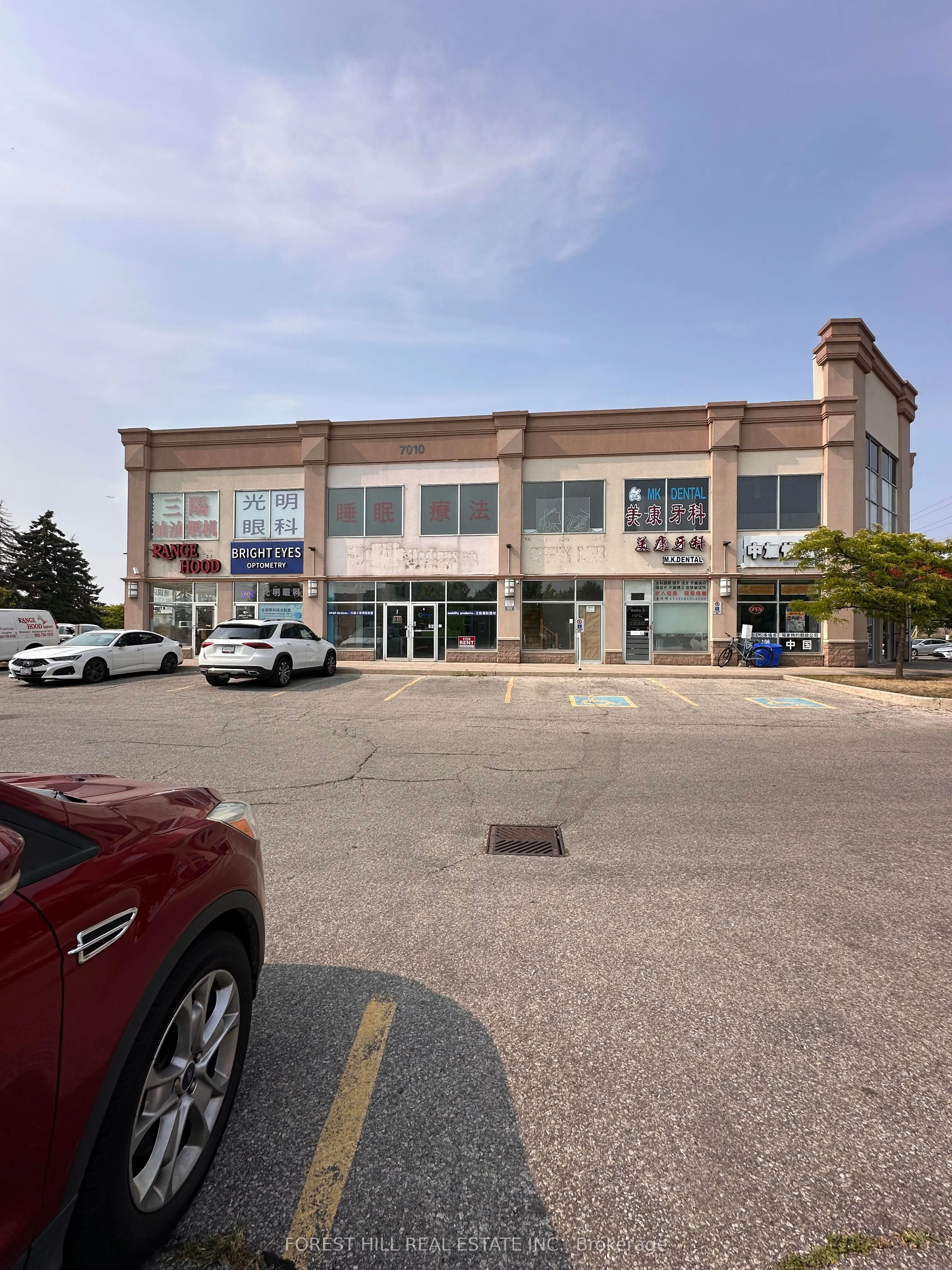 7010 Warden Avenue, ##6 & #7