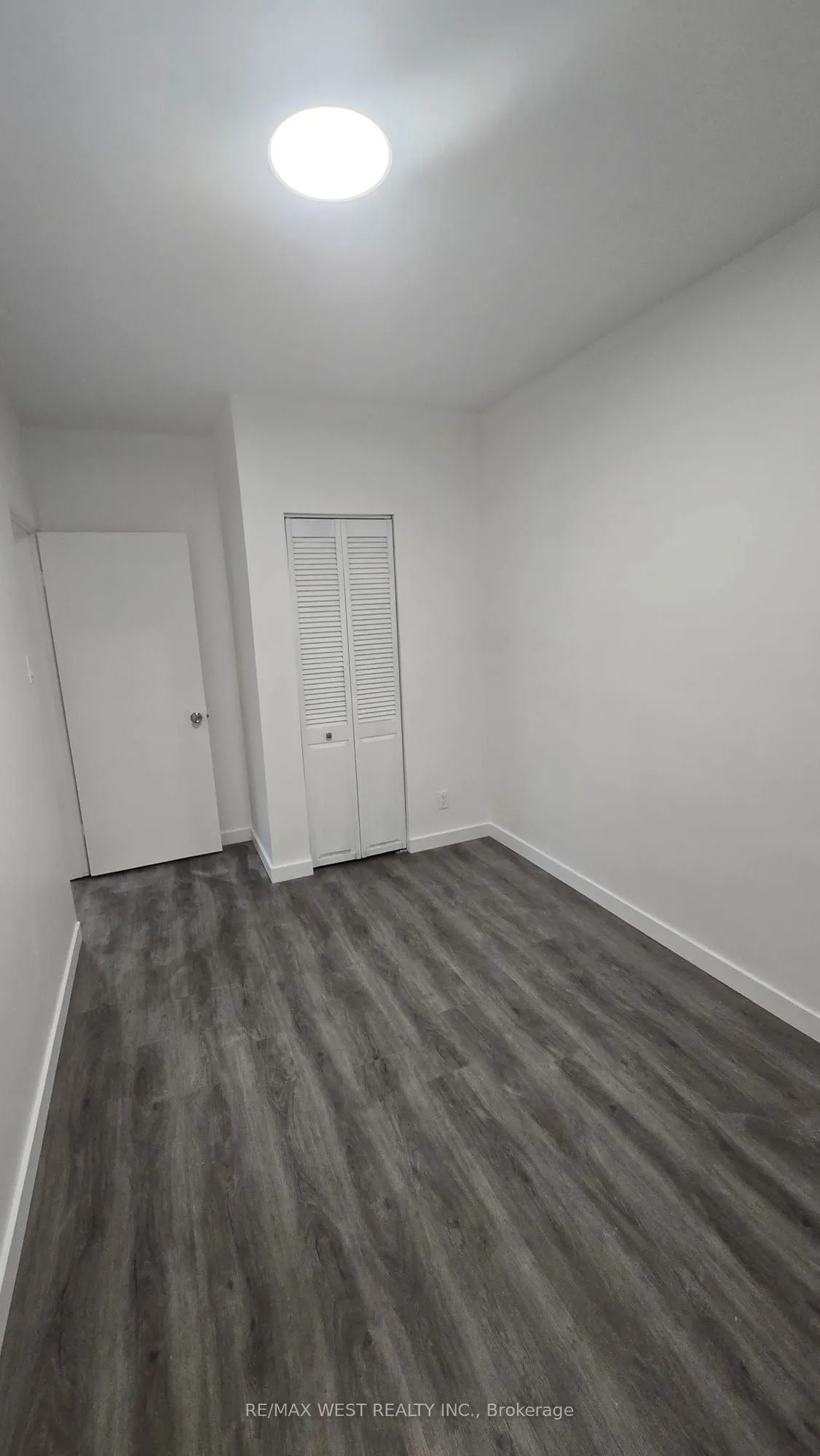 24 Walter Avenue, #Upper