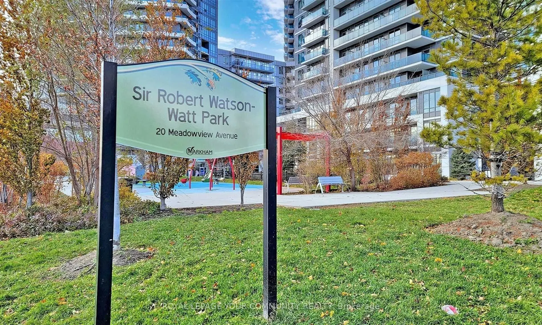 7161 Yonge Street, #2426