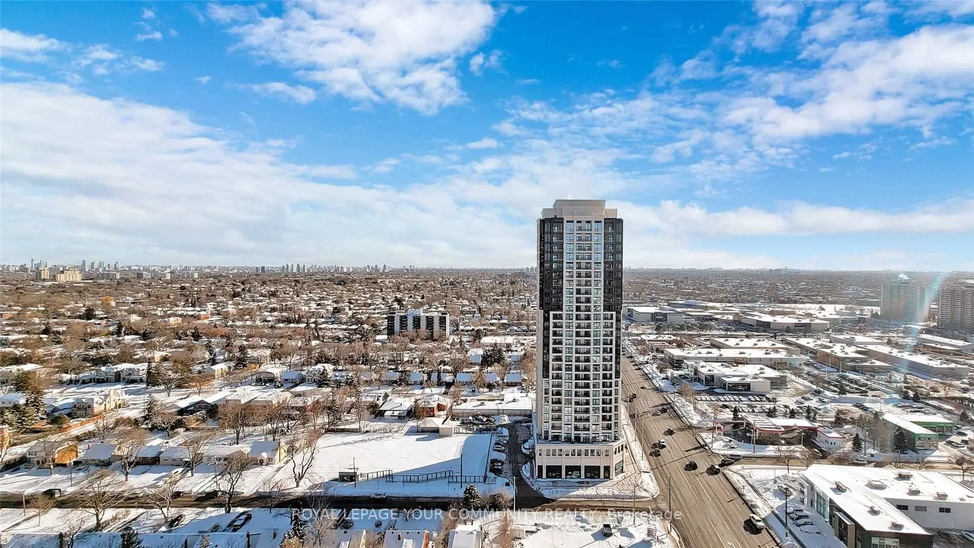 7161 Yonge Street, #2426