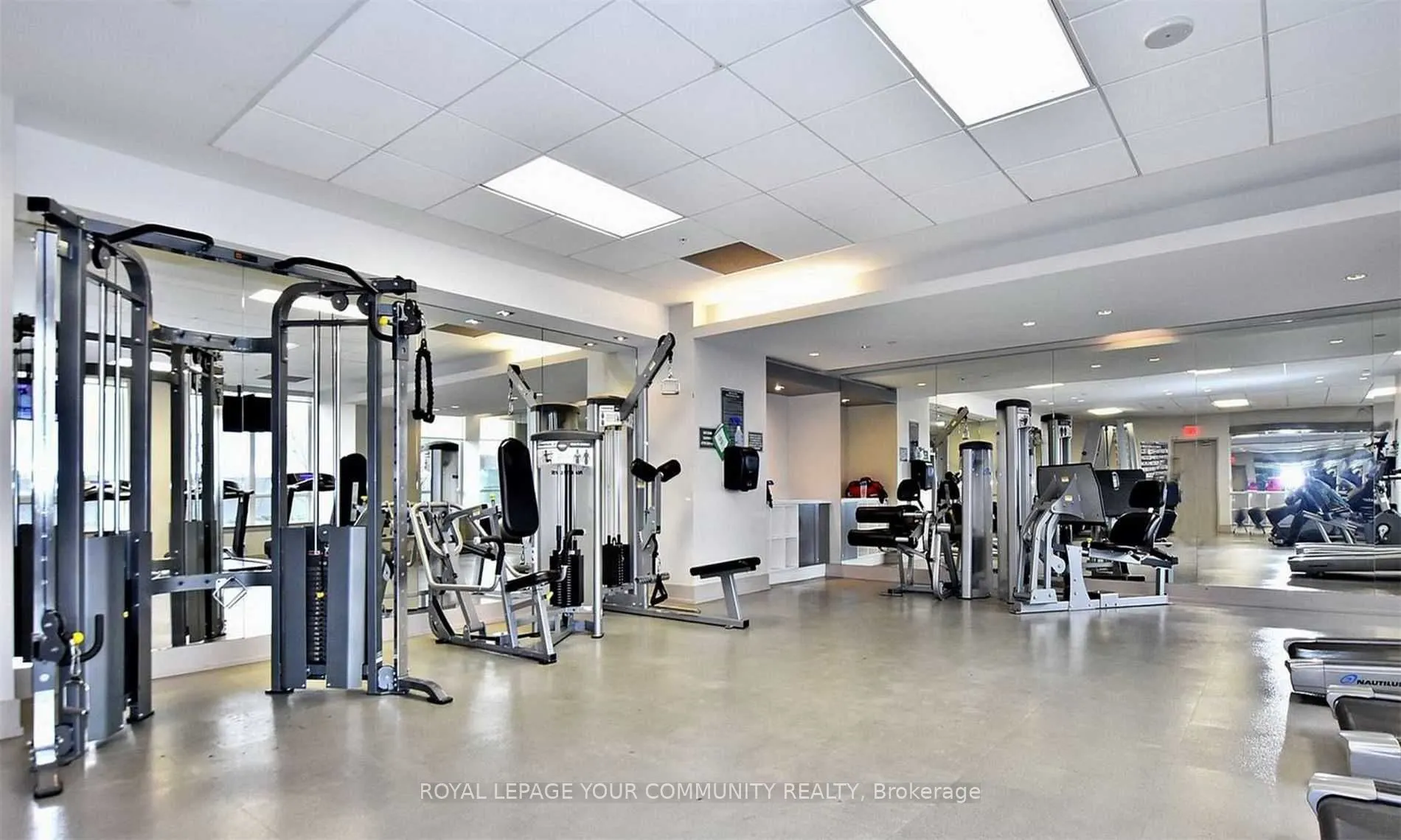 7161 Yonge Street, #2426