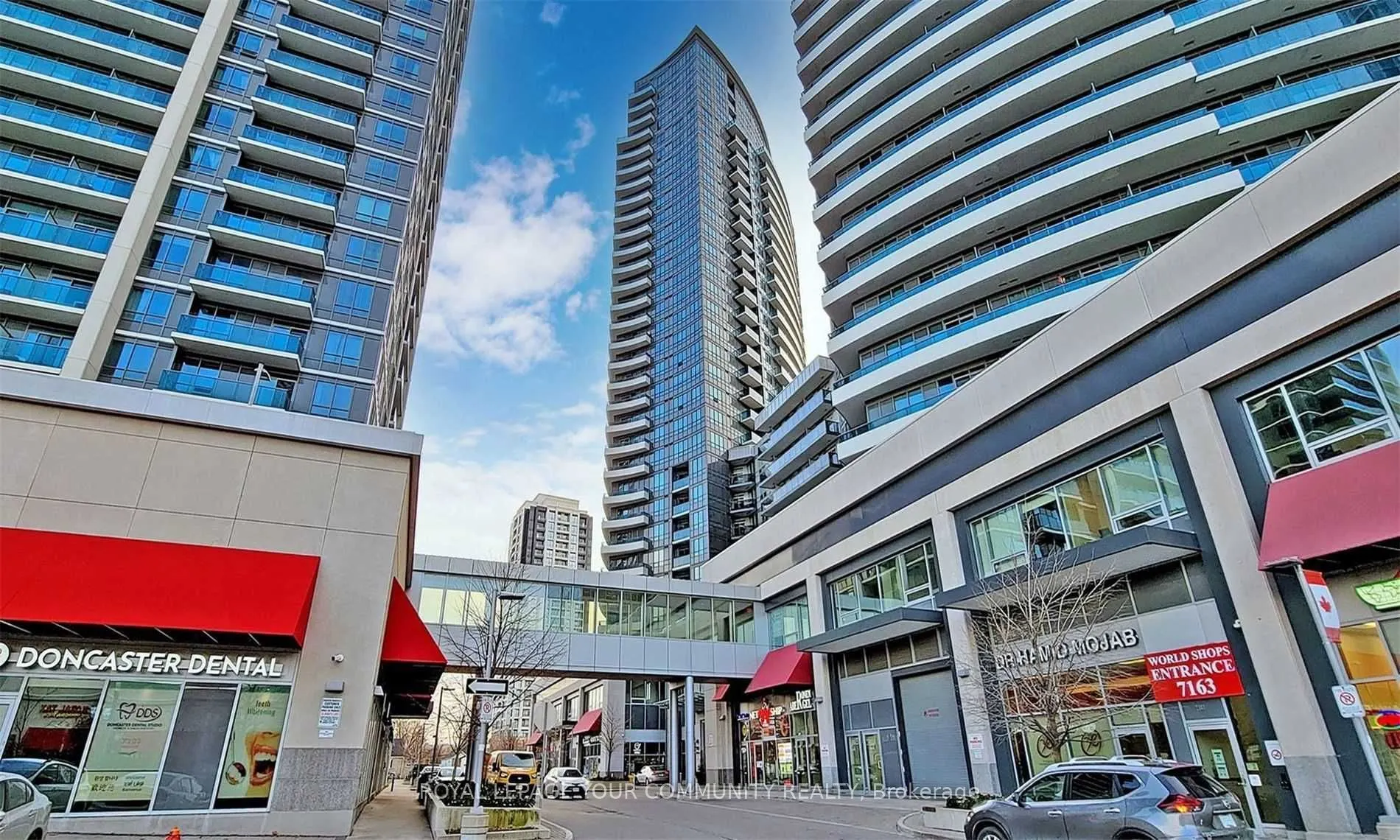 7161 Yonge Street, #2426