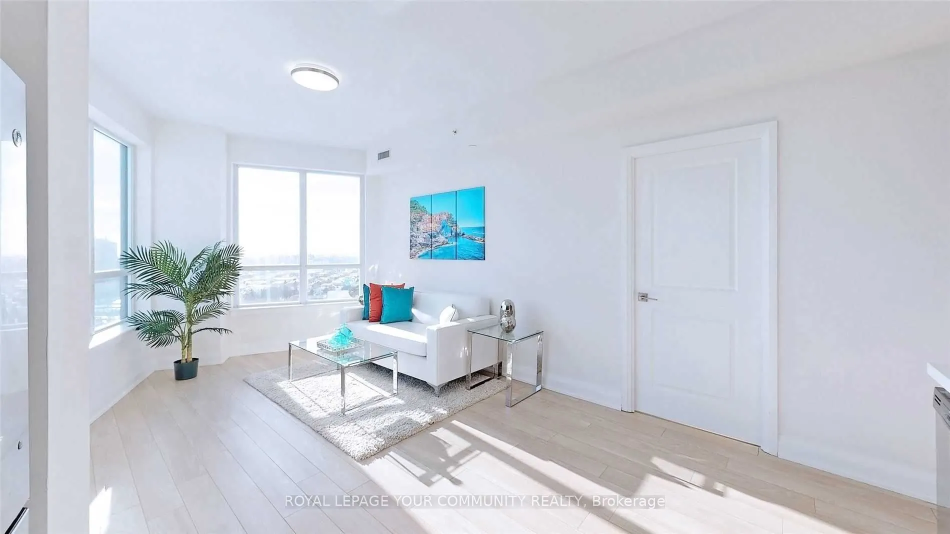 7161 Yonge Street, #2426