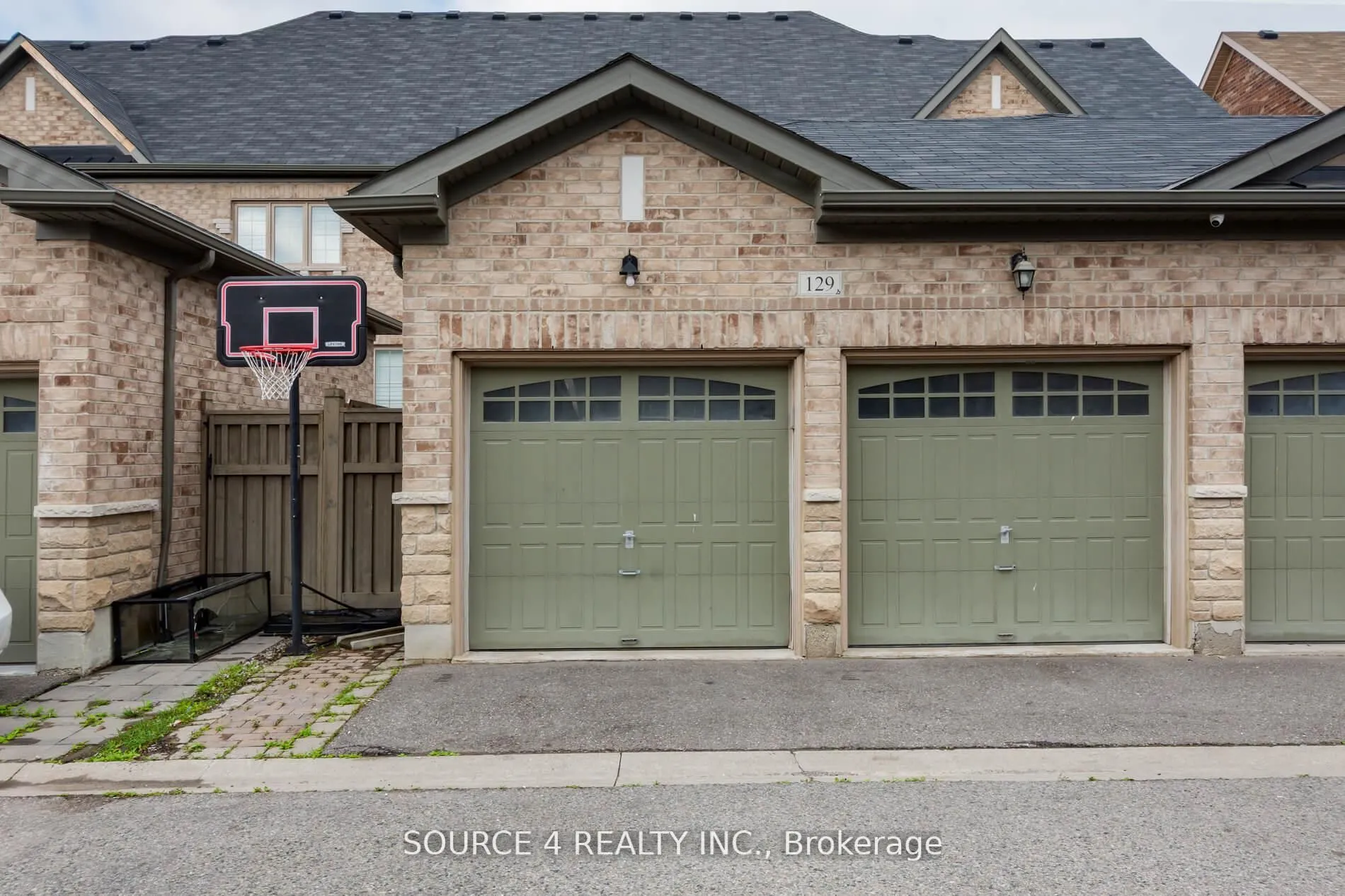 129 Barons Street