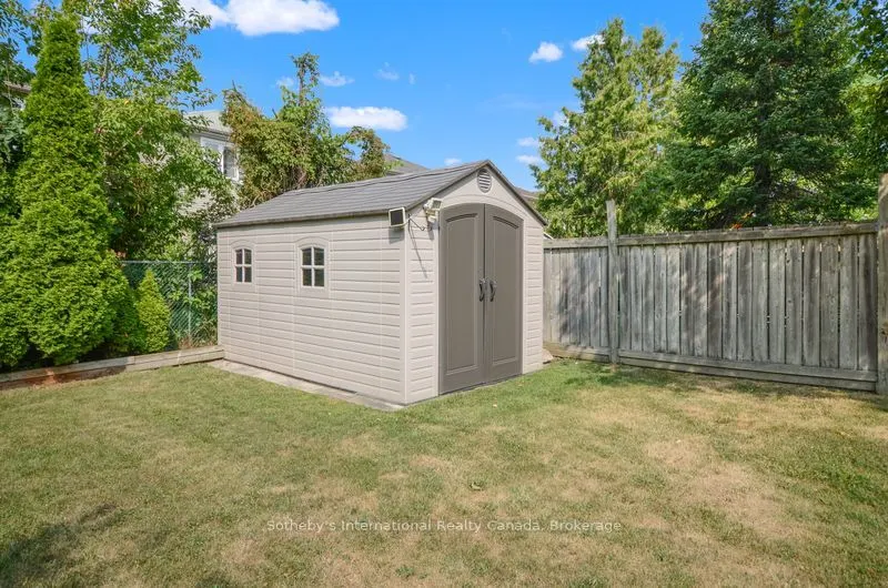 6 Longview Drive