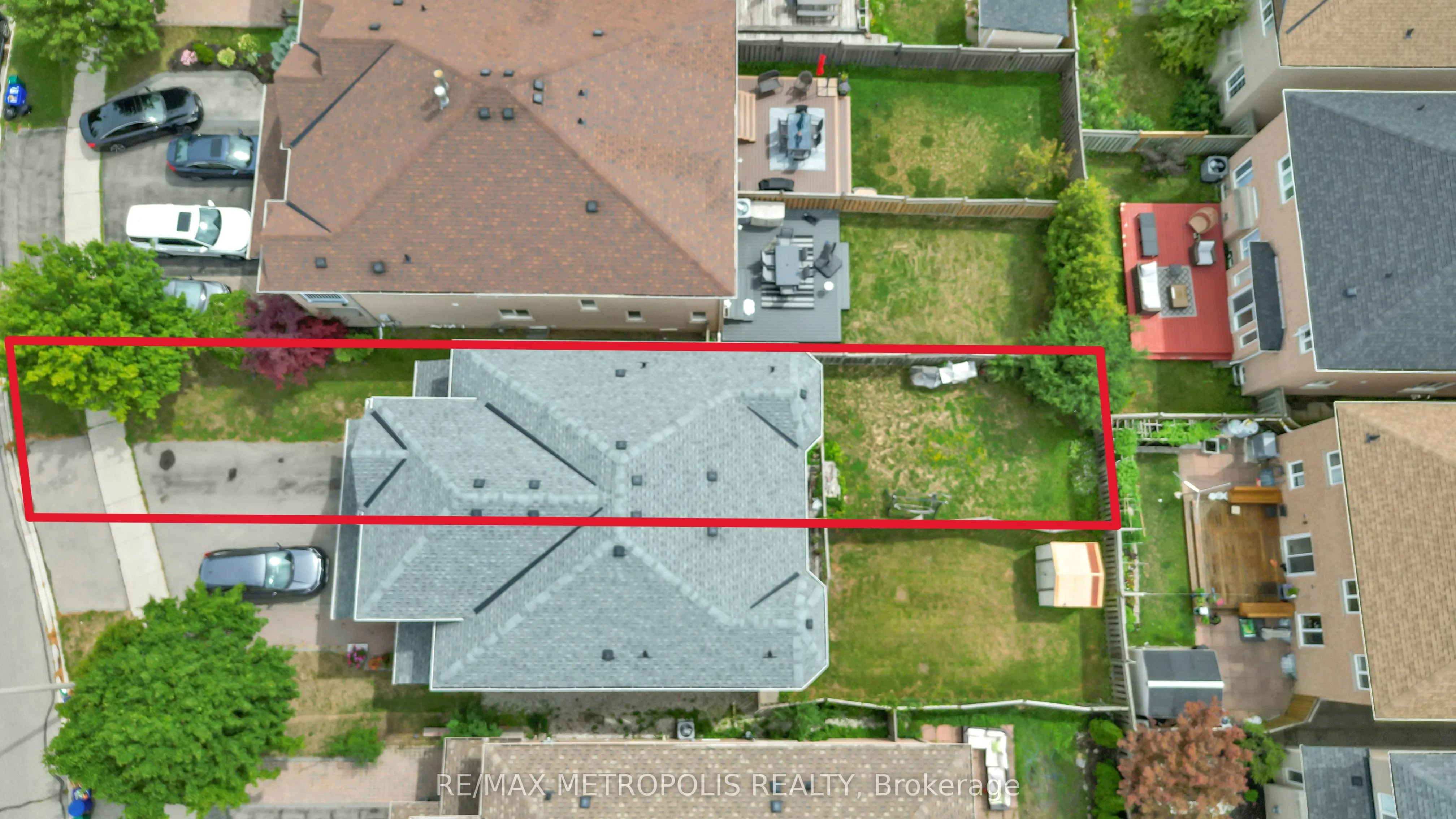 15 Royal Appian Crescent