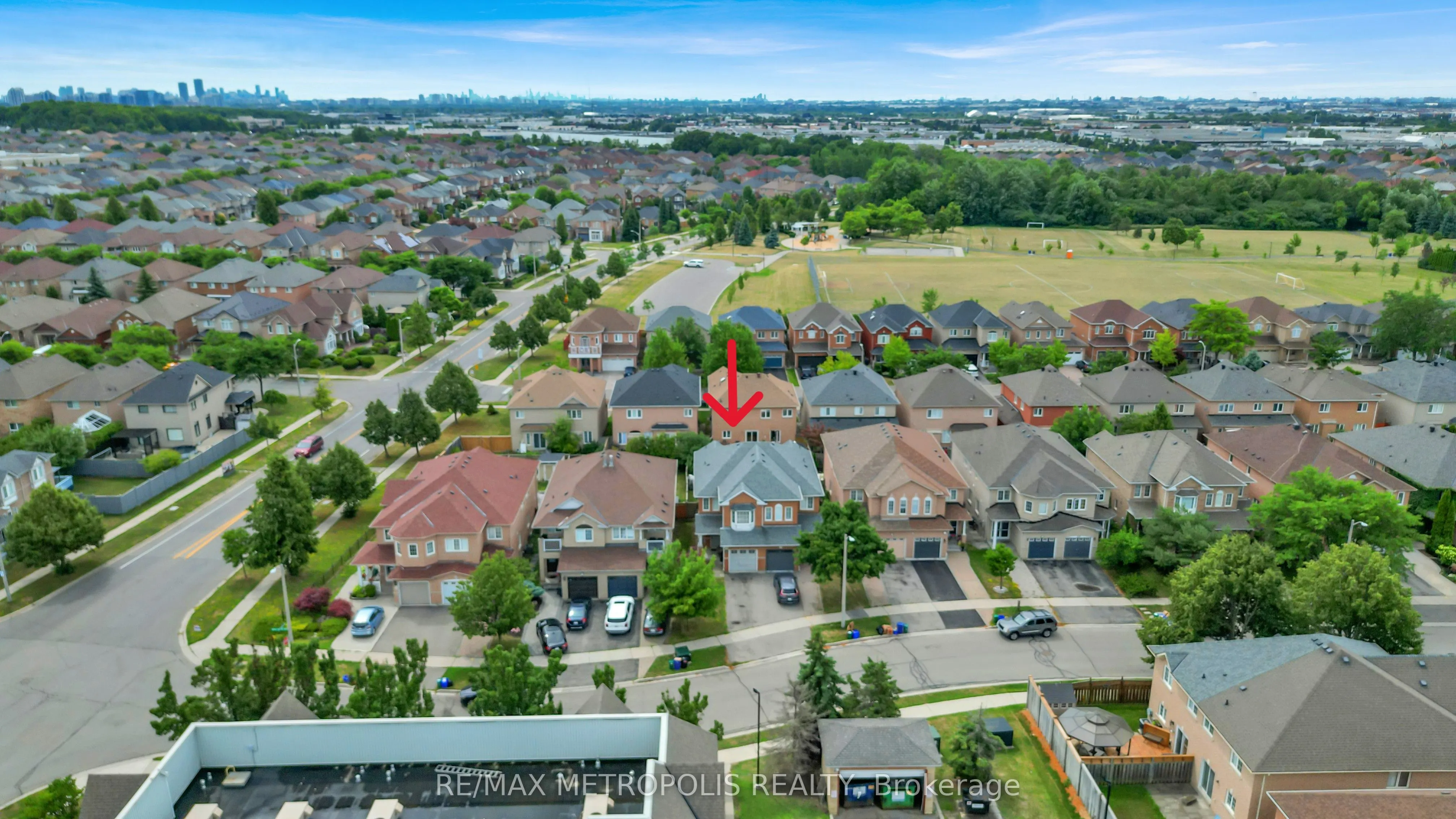 15 Royal Appian Crescent