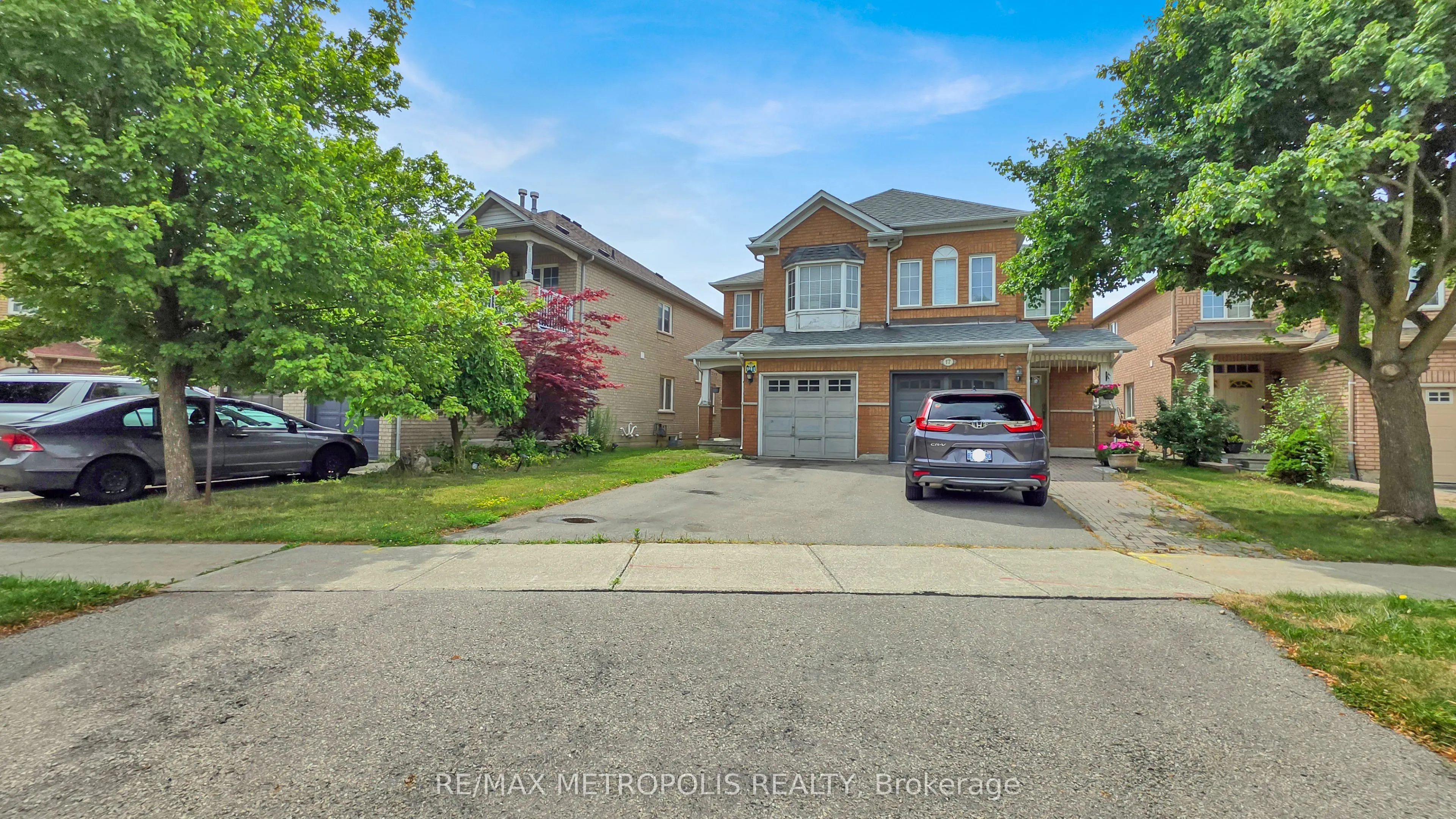 15 Royal Appian Crescent