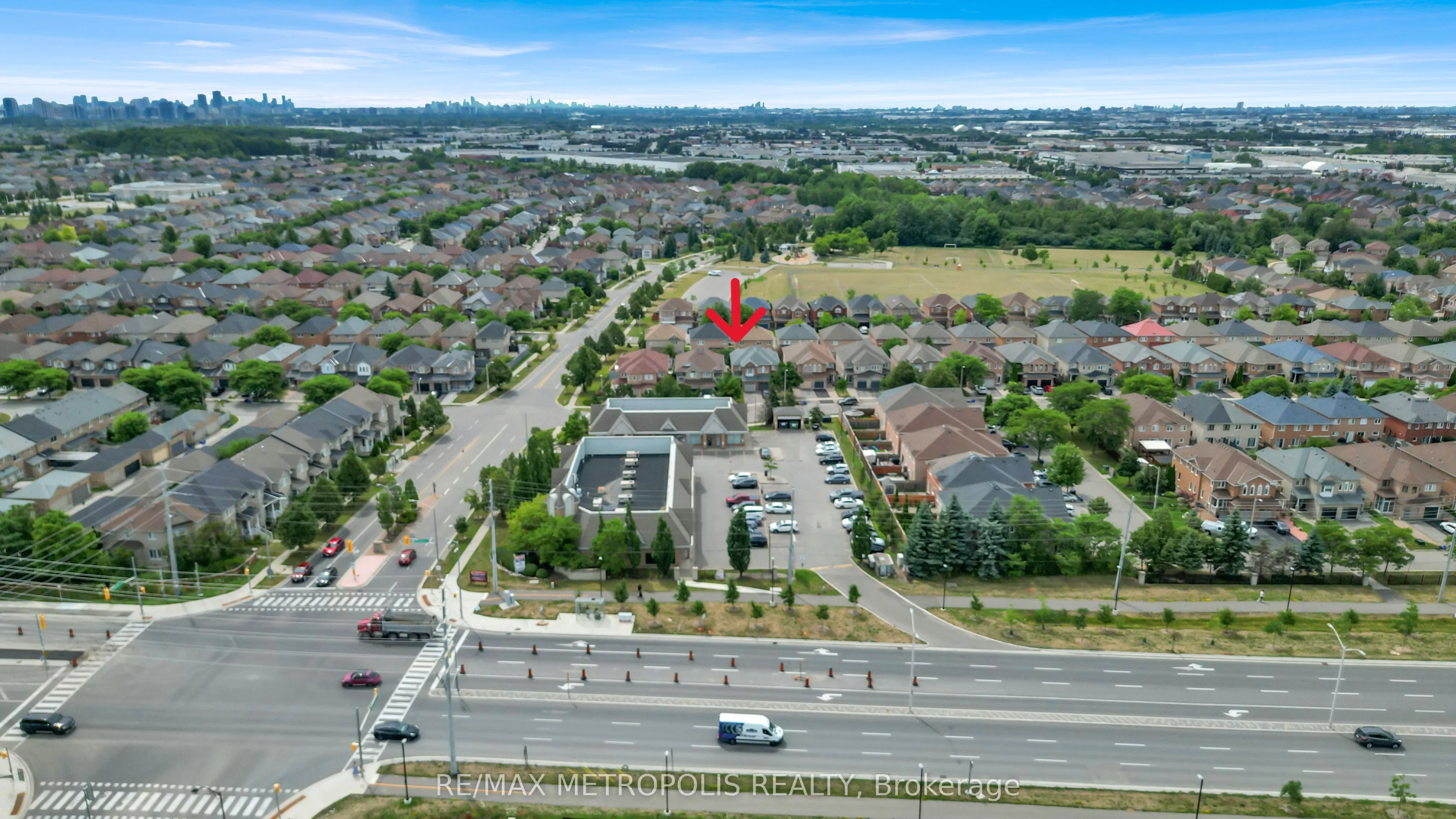 15 Royal Appian Crescent
