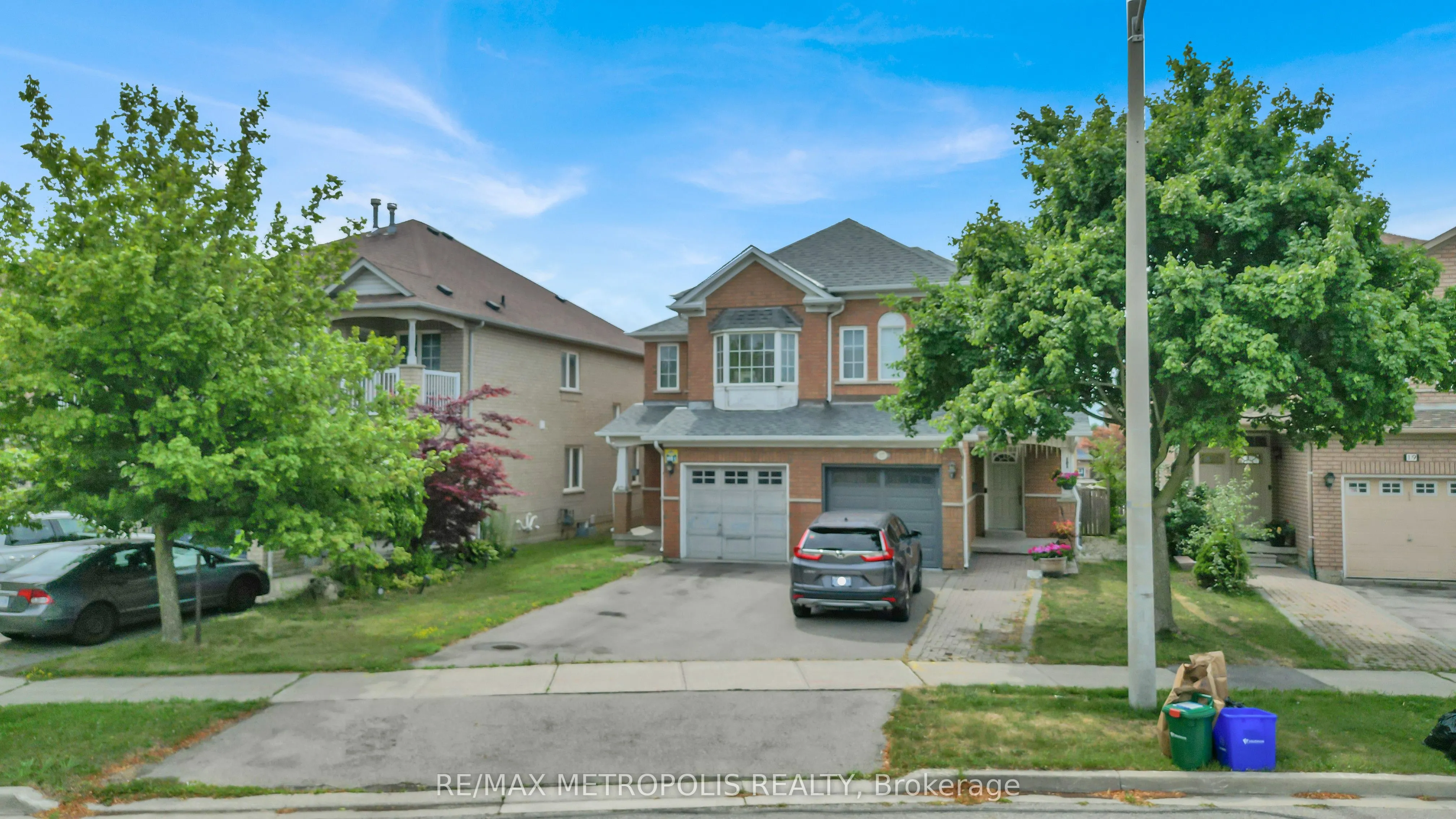 15 Royal Appian Crescent
