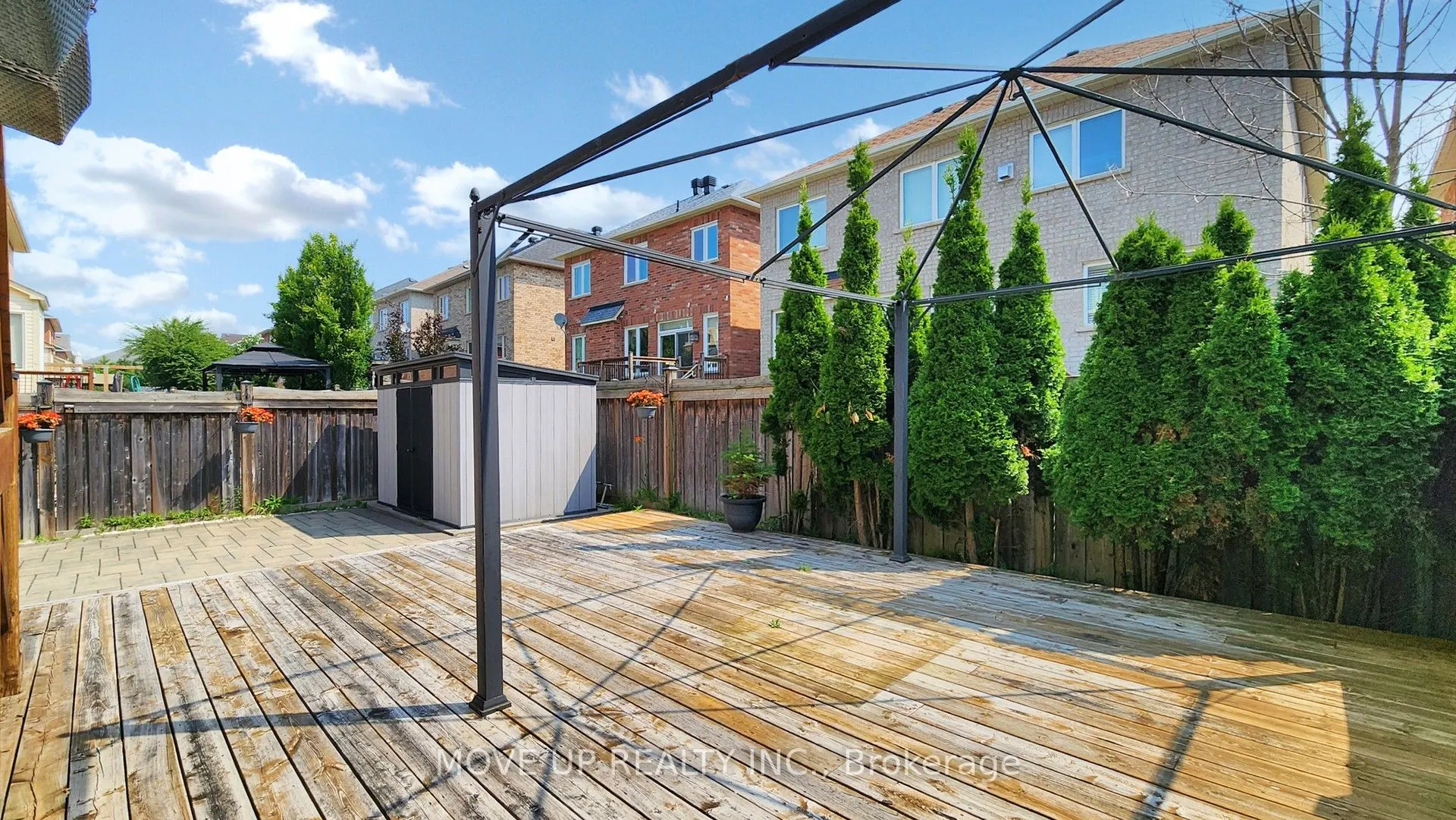 30 Hoppington Avenue