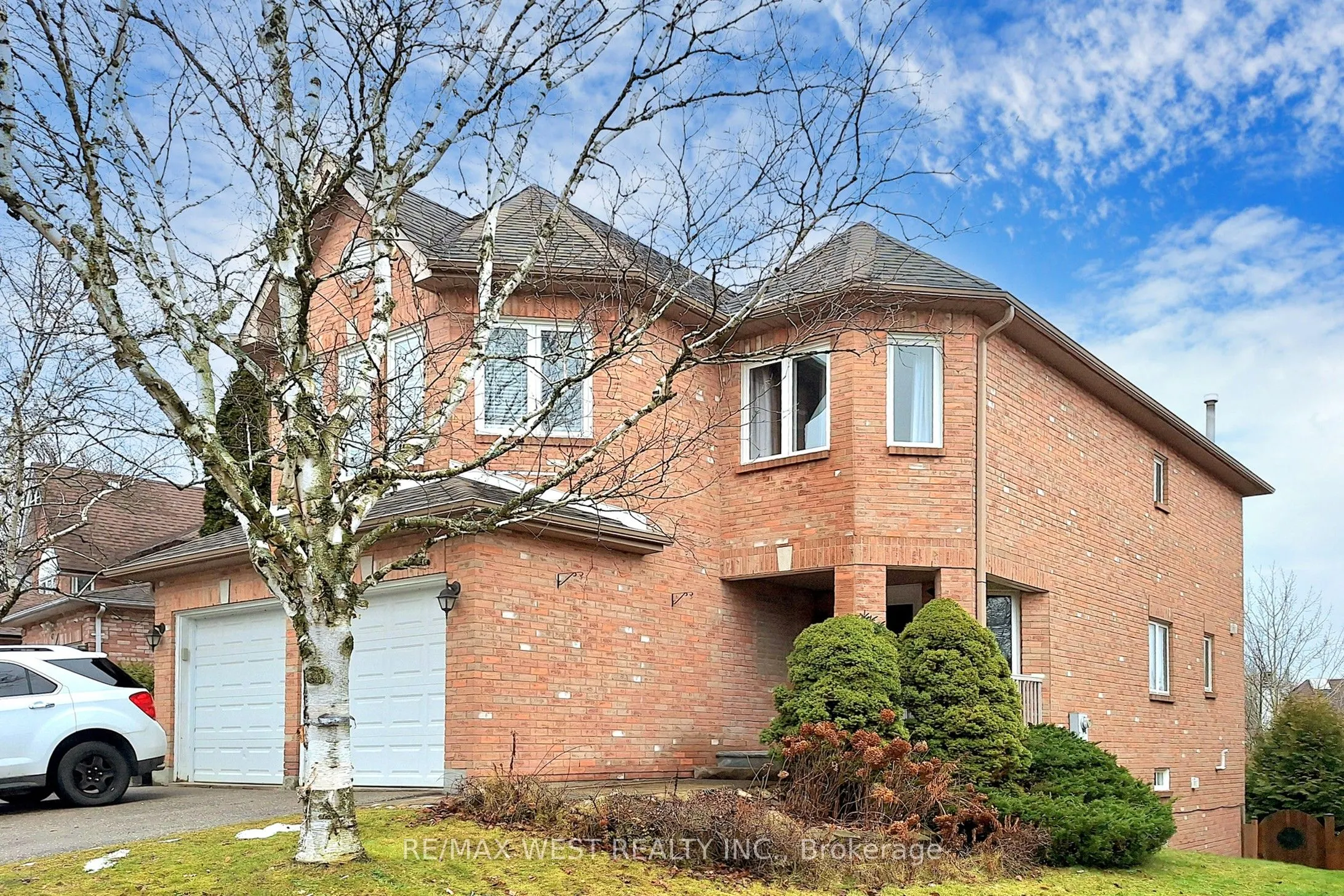 43 Chiswick Crescent