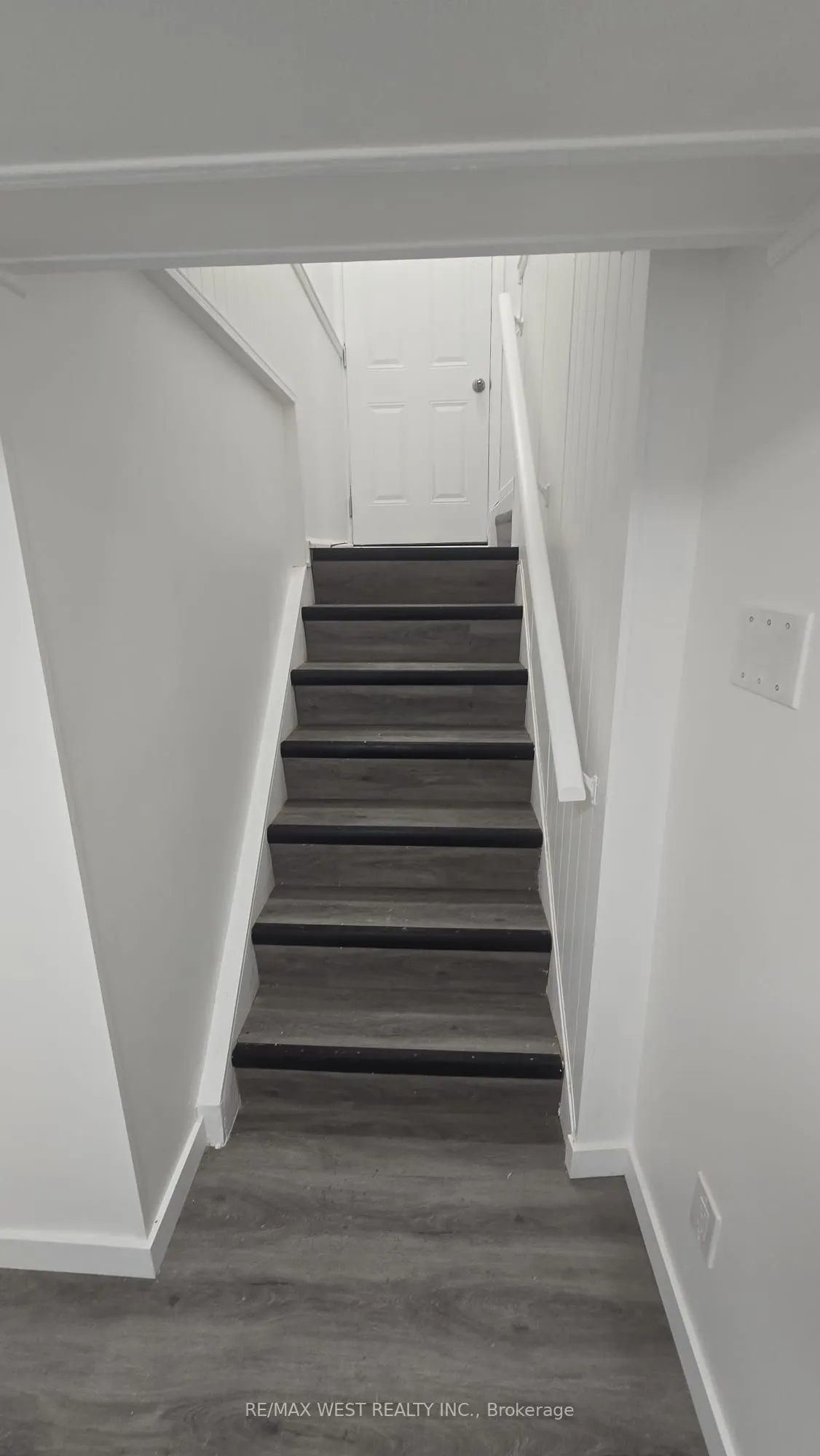 24 Walter Avenue, #Lower