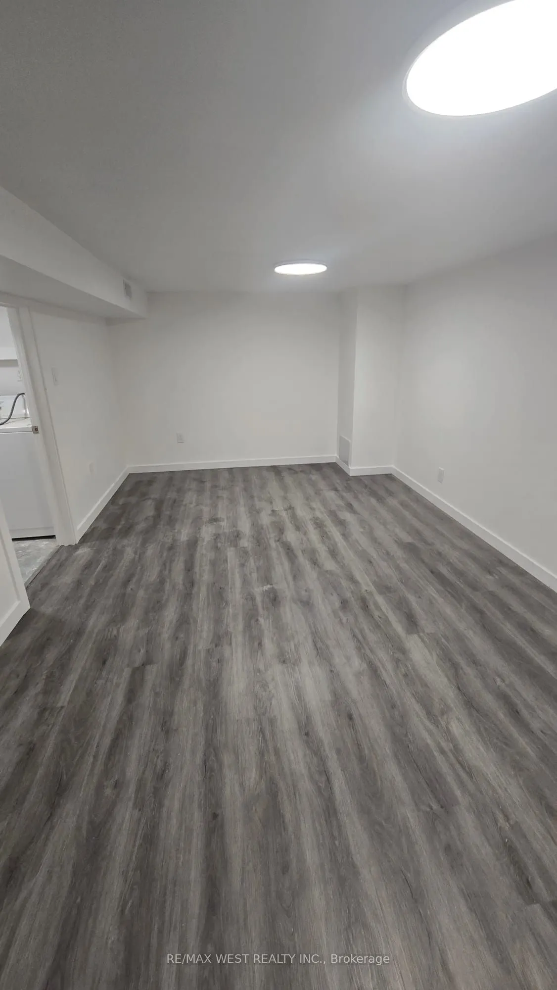 24 Walter Avenue, #Lower