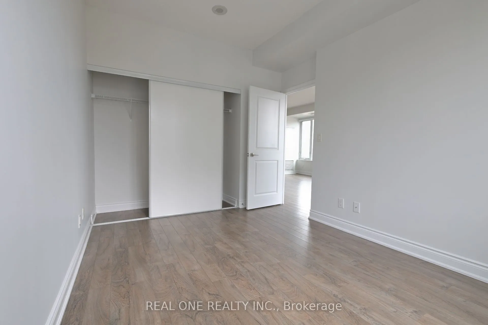 277 South Park Road, #1216
