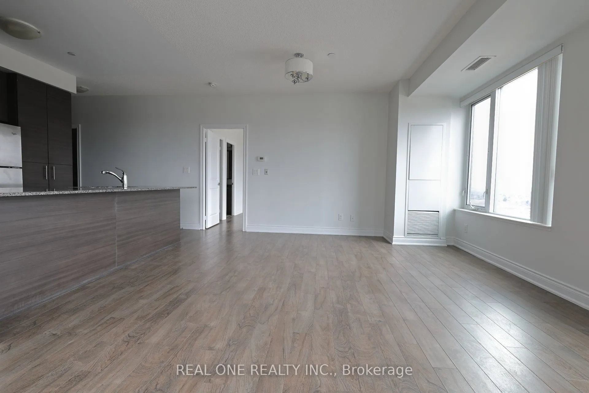 277 South Park Road, #1216
