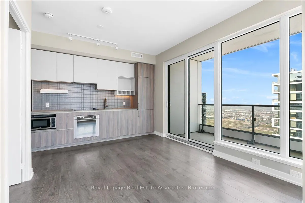 950 Portage Parkway, #6112